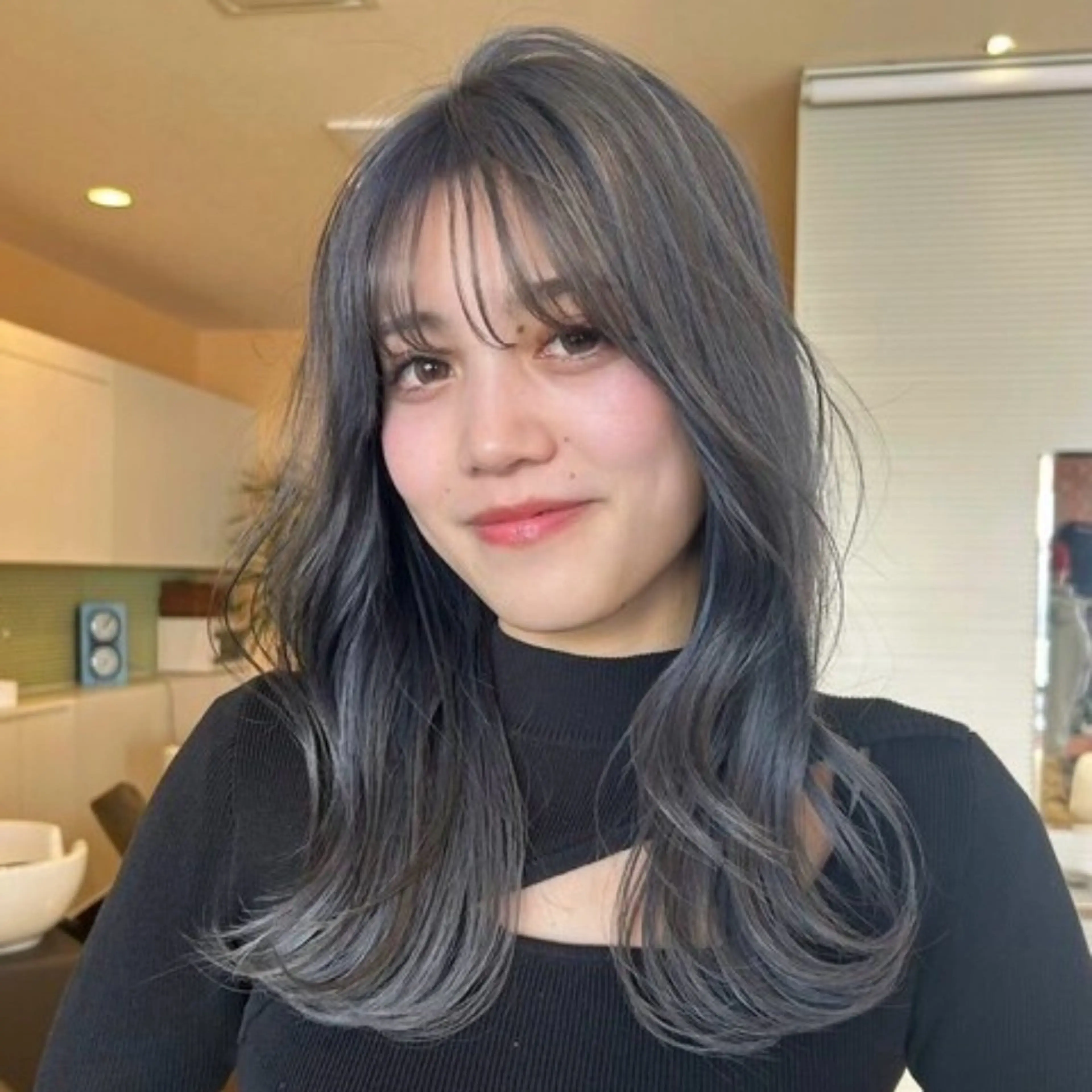 セミロング 黒染め剥がし/ 黒髪卒業ヘア💫涼介のヘアスタイル