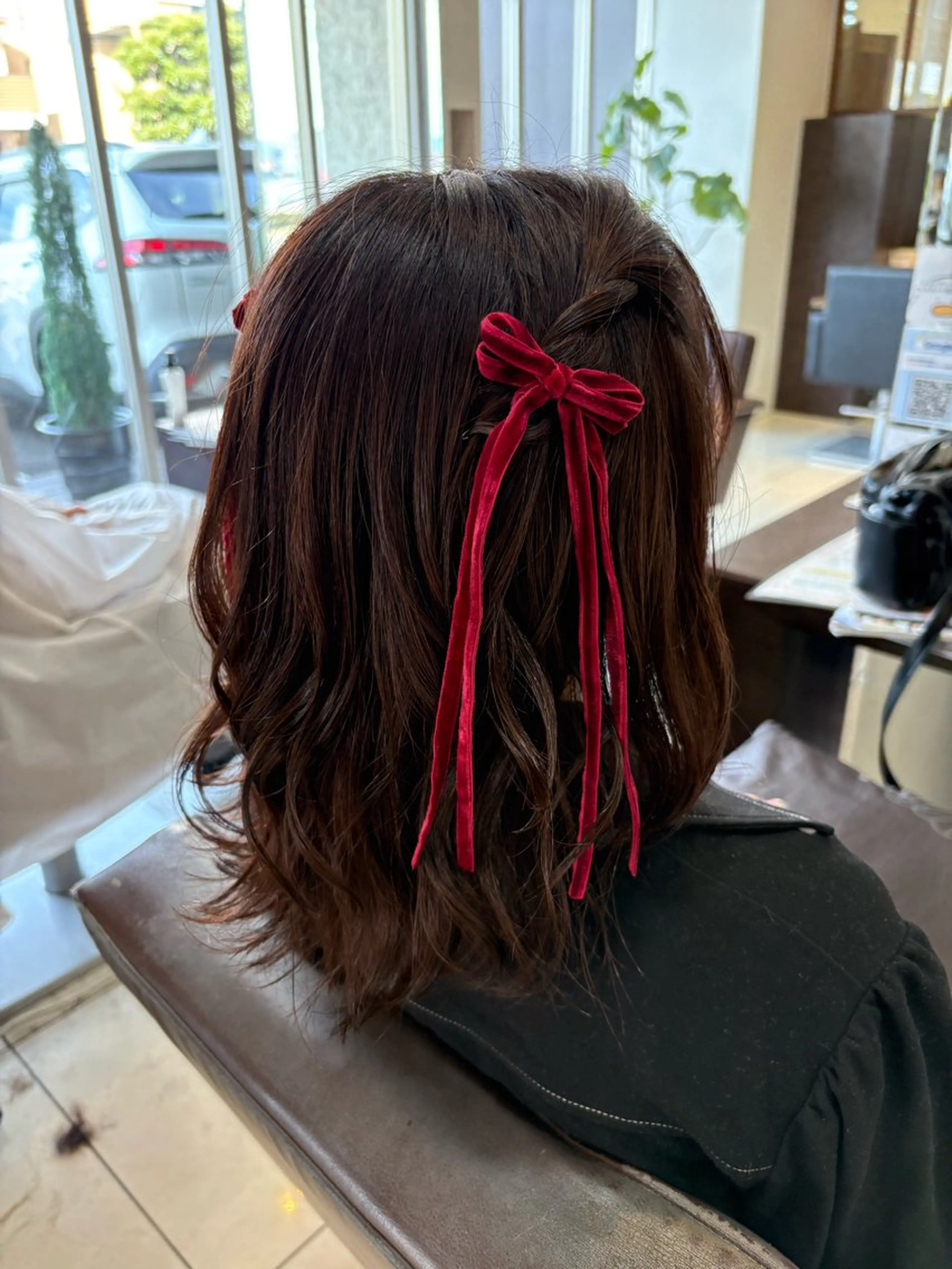 ロング カラー ヘアカラー トリートメント 🤎韓国ヘア ベージュ まゆか🤎のヘアスタイル