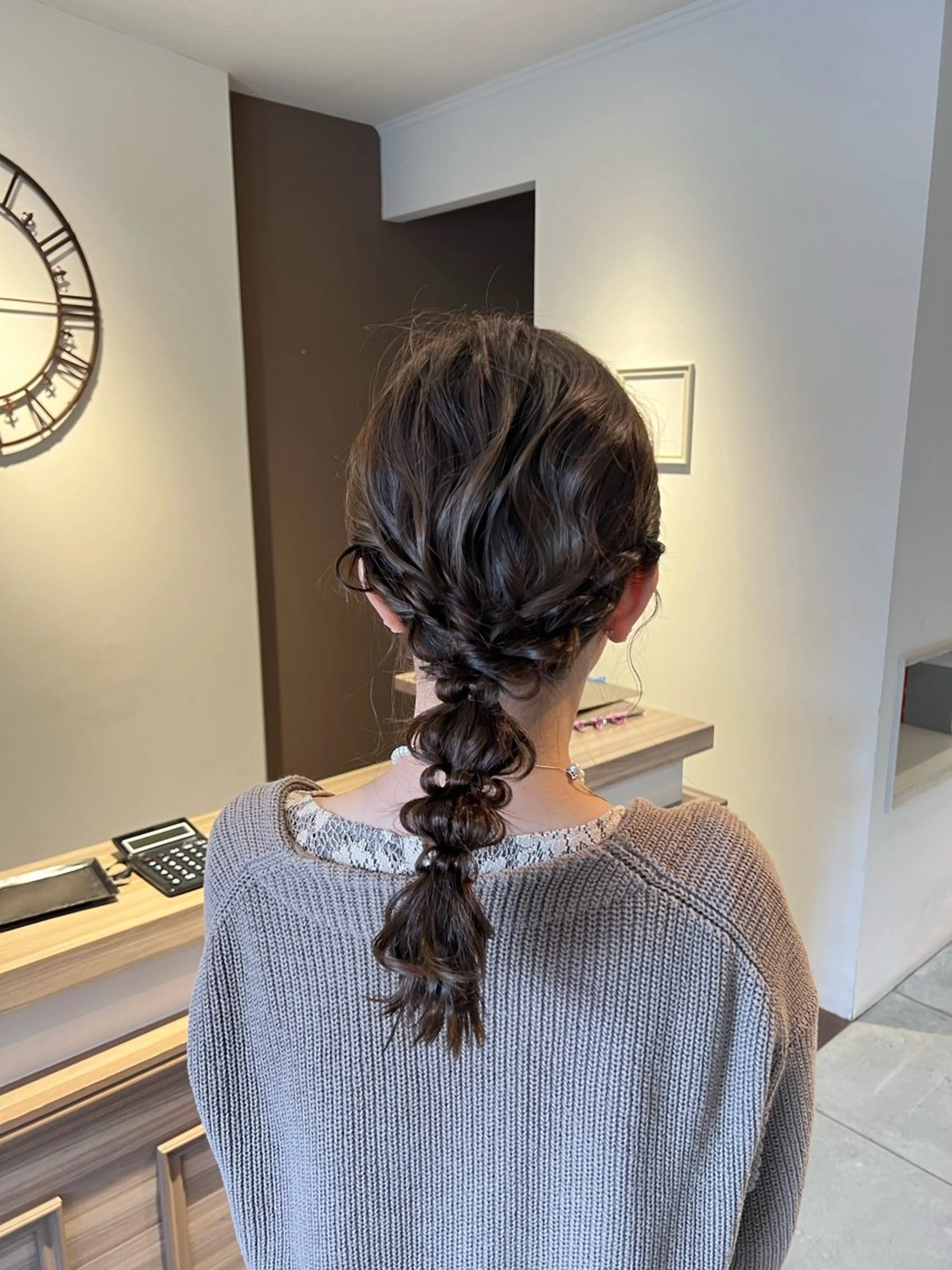 ミディアム ヘアセット 西村 美羽のヘアスタイル