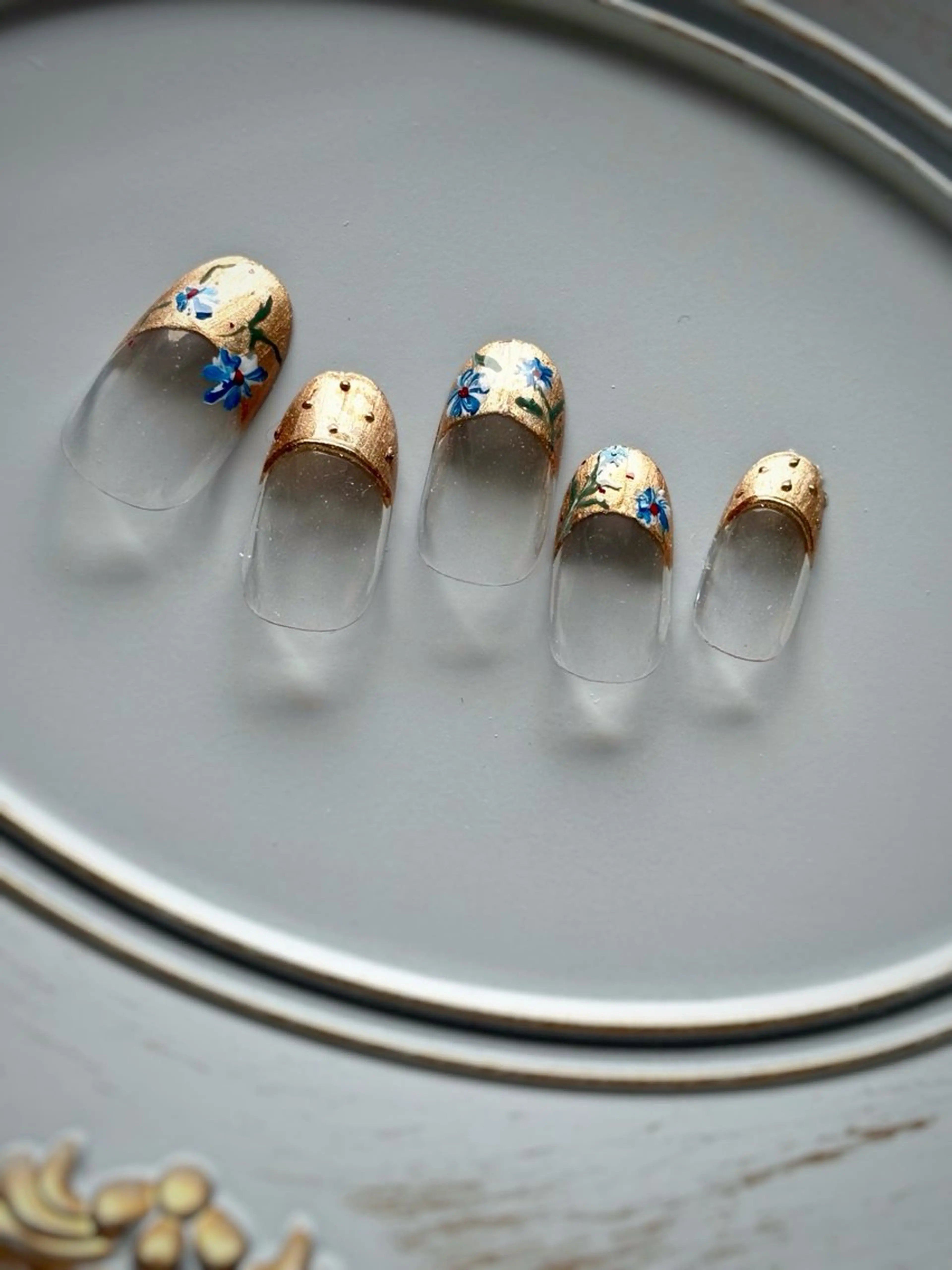 ネイル ハンドネイル FIORITURA Maikoのネイルデザイン