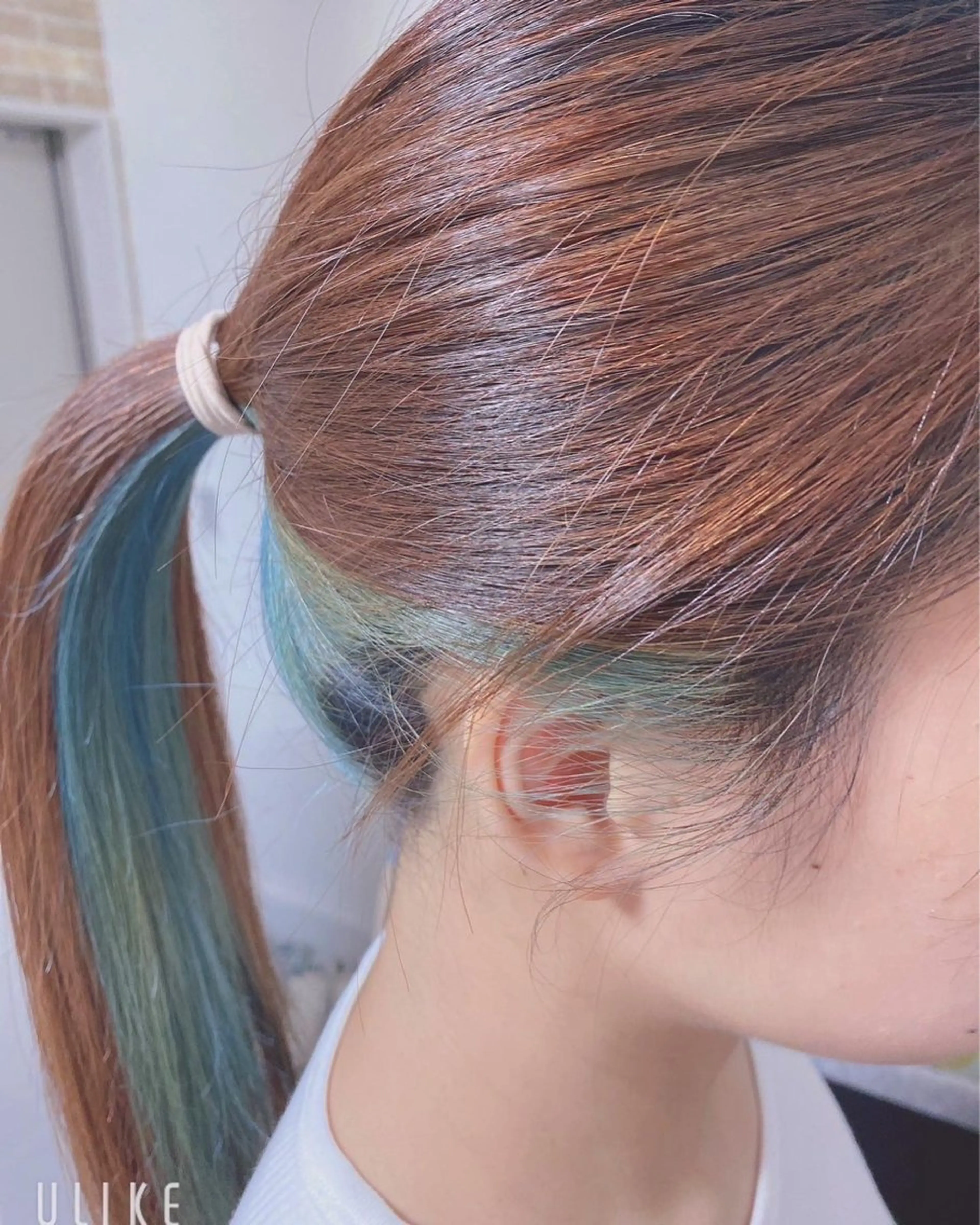 ロング カラー エメラルドグリーン ハイトーンカラー インナーカラー RAK所属・児玉 進之助のヘアスタイル