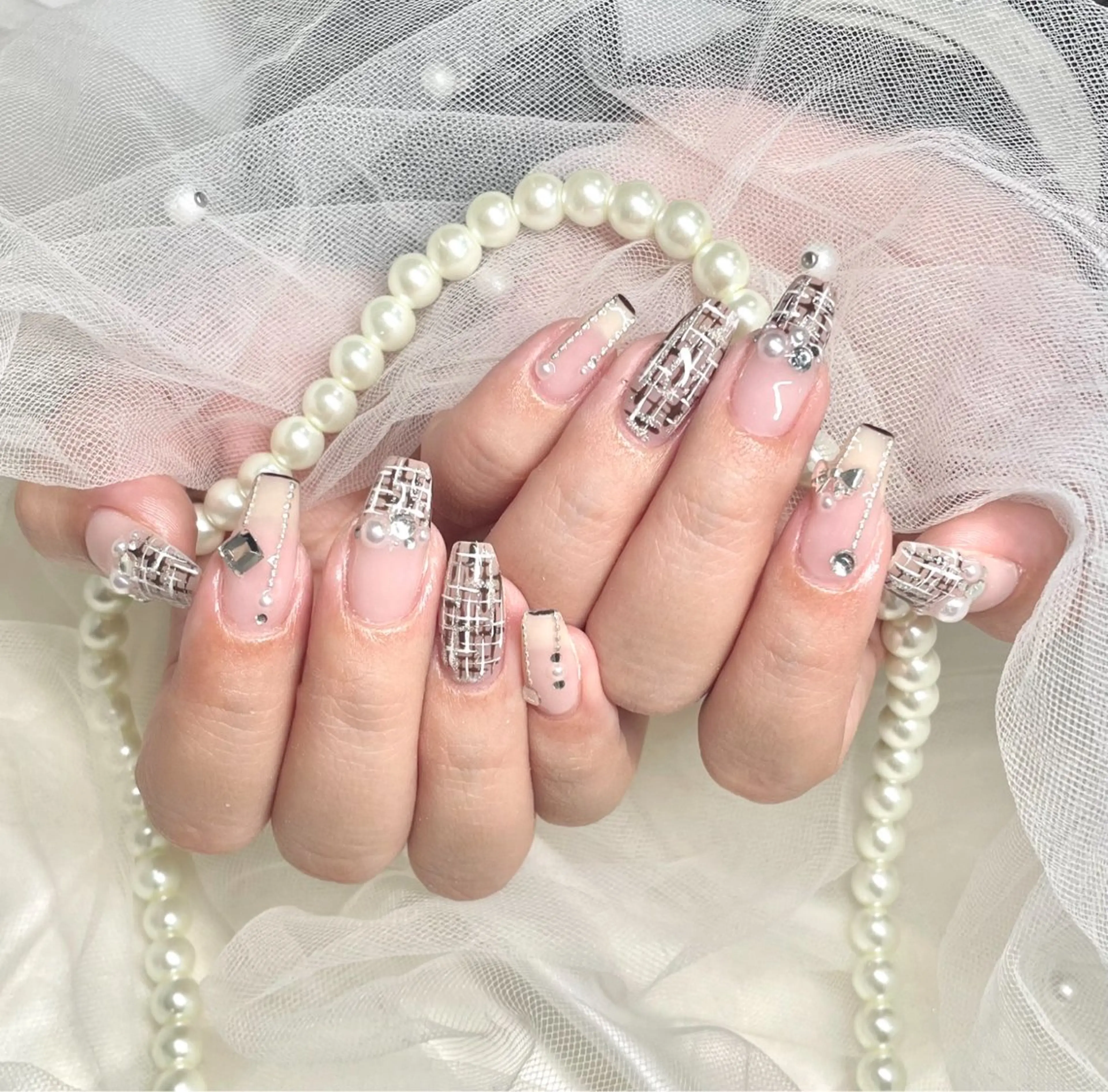 ネイル ツイードネイル ハンドネイル ジョアアンジェ京橋店 MARINA‎🤍のネイルデザイン