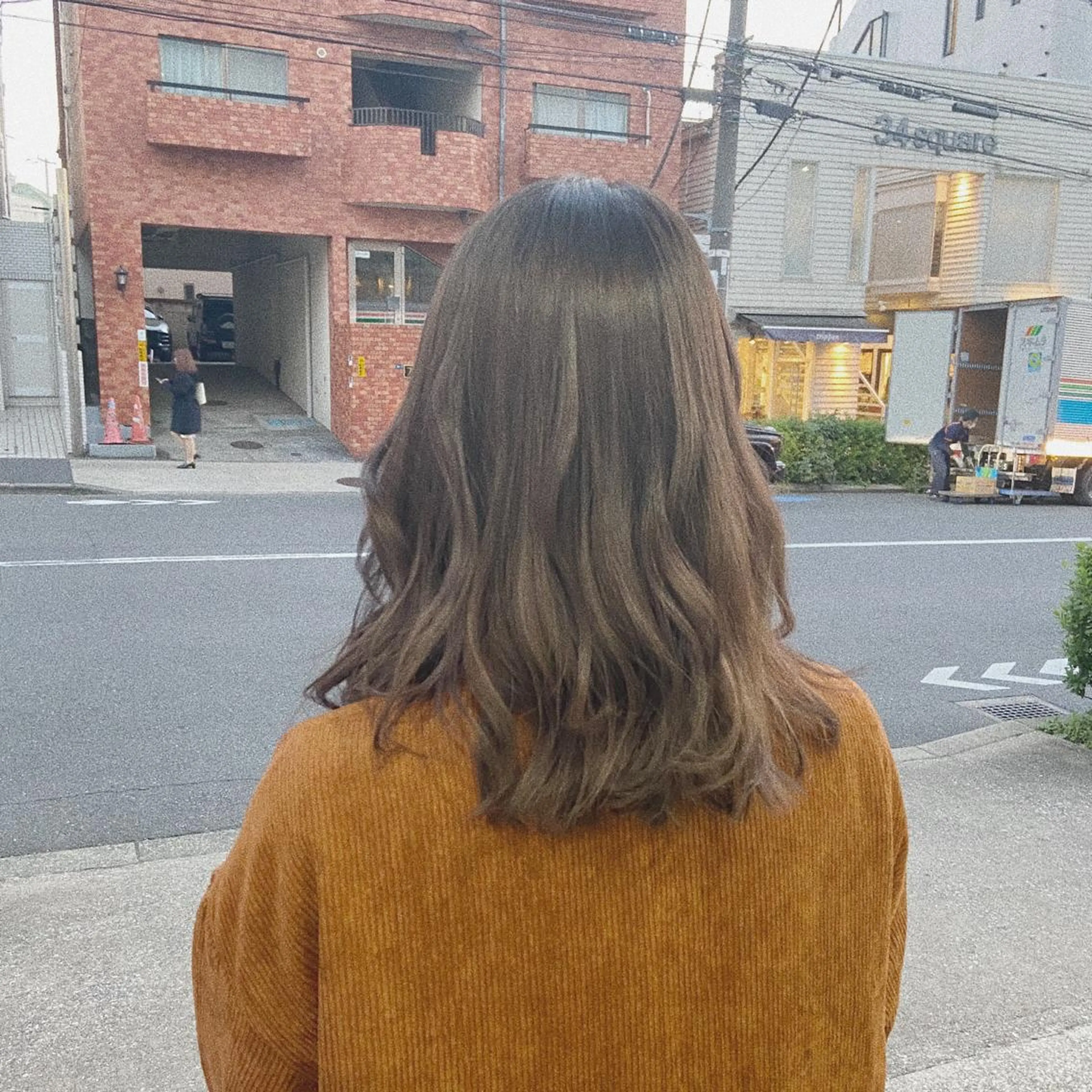 ミディアム カラー ベージュカラー PULSE yokohama所属・横浜駅/韓国レイヤー カット/髪質改善のヘアスタイル