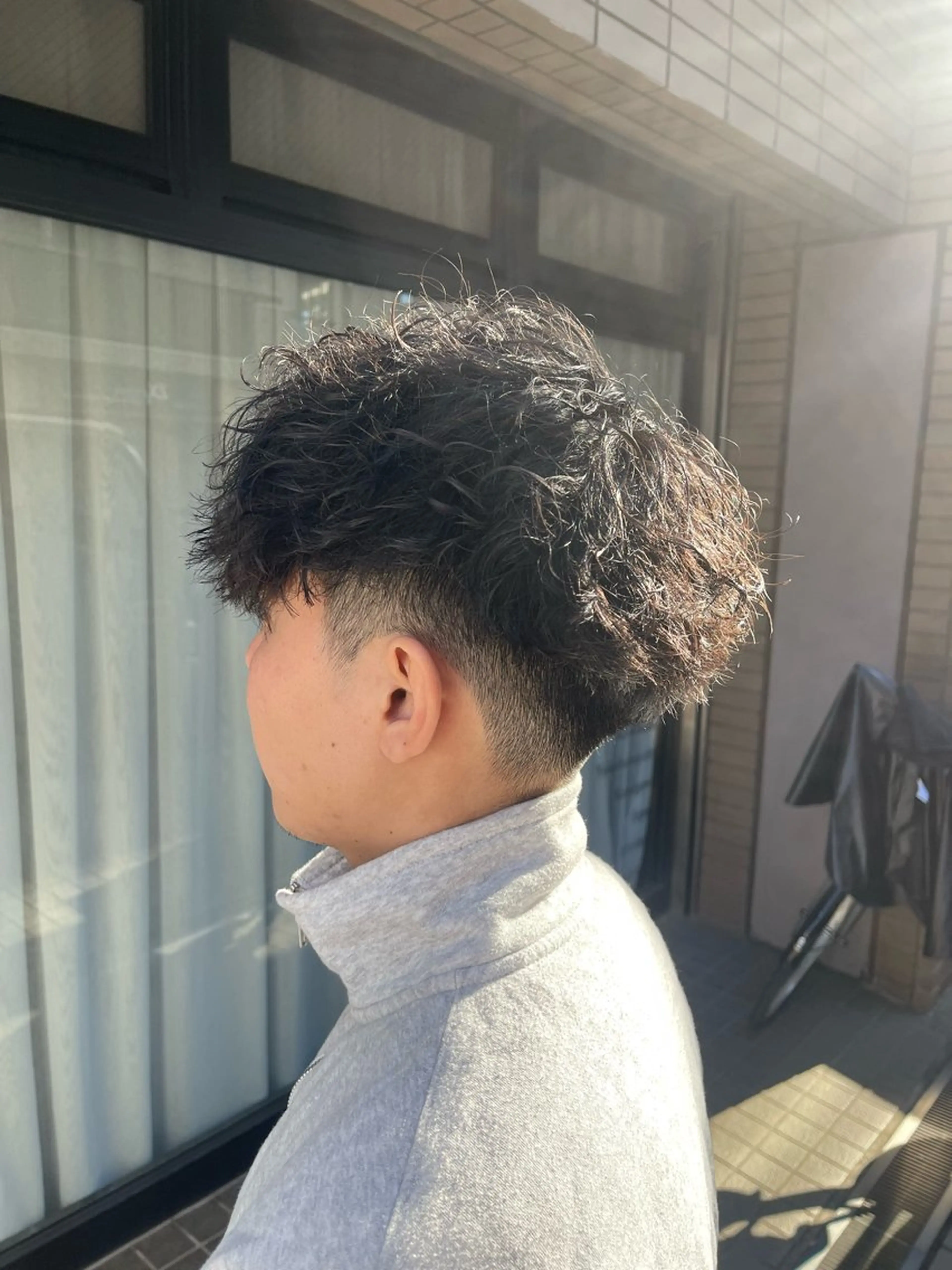 パーマ メンズ メンズパーマ スペインカール メンズツイストパーマ ツイストパーマ カット パーマ くらたに りくのヘアスタイル