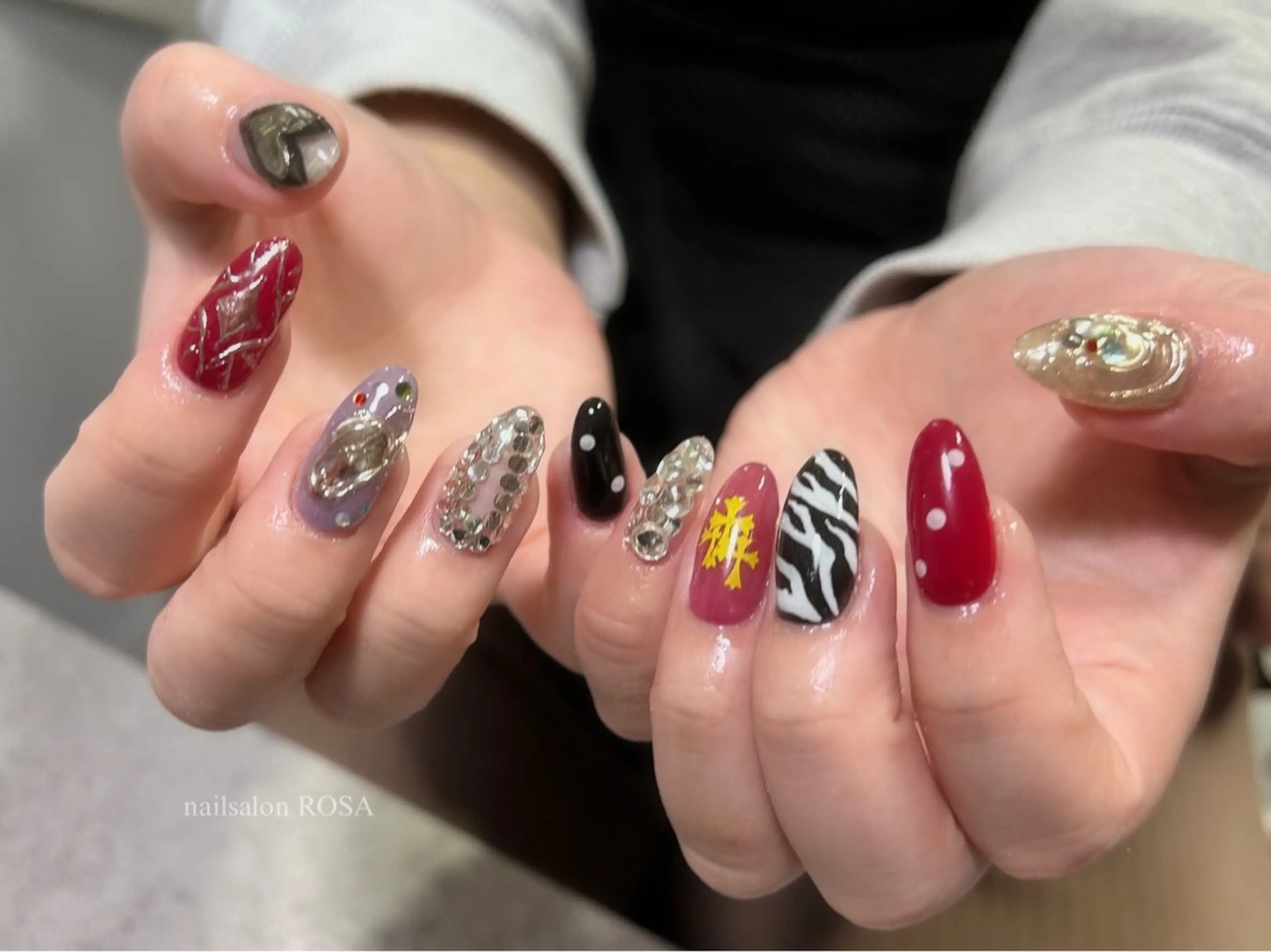 ネイル nailsalon ROSAのネイルデザイン