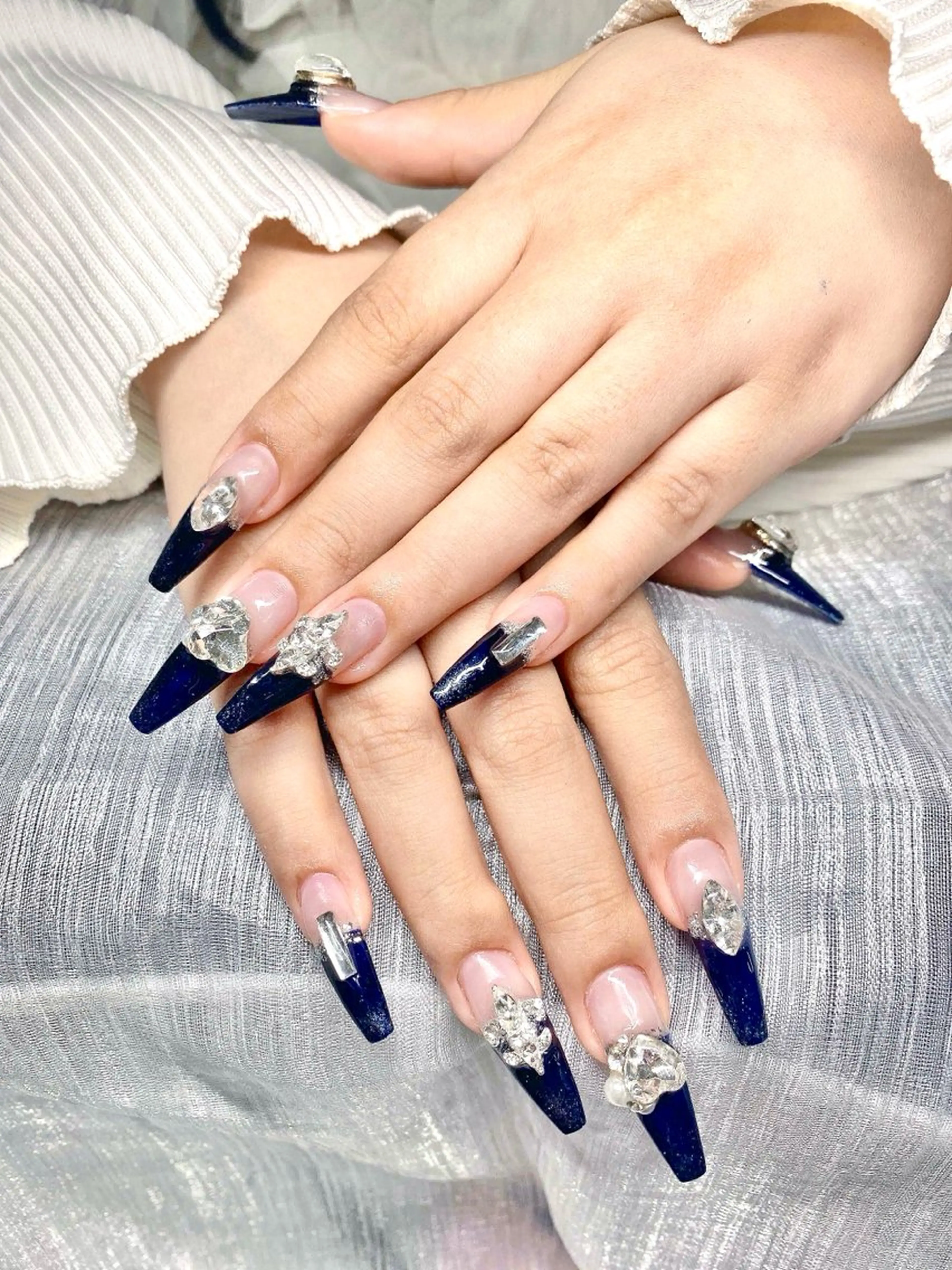 ネイル オーロラネイル チークネイル 長さ出し フットネイル フレンチネイル ハンドネイル Lee Nails チップ長さだし専門店のネイルデザイン