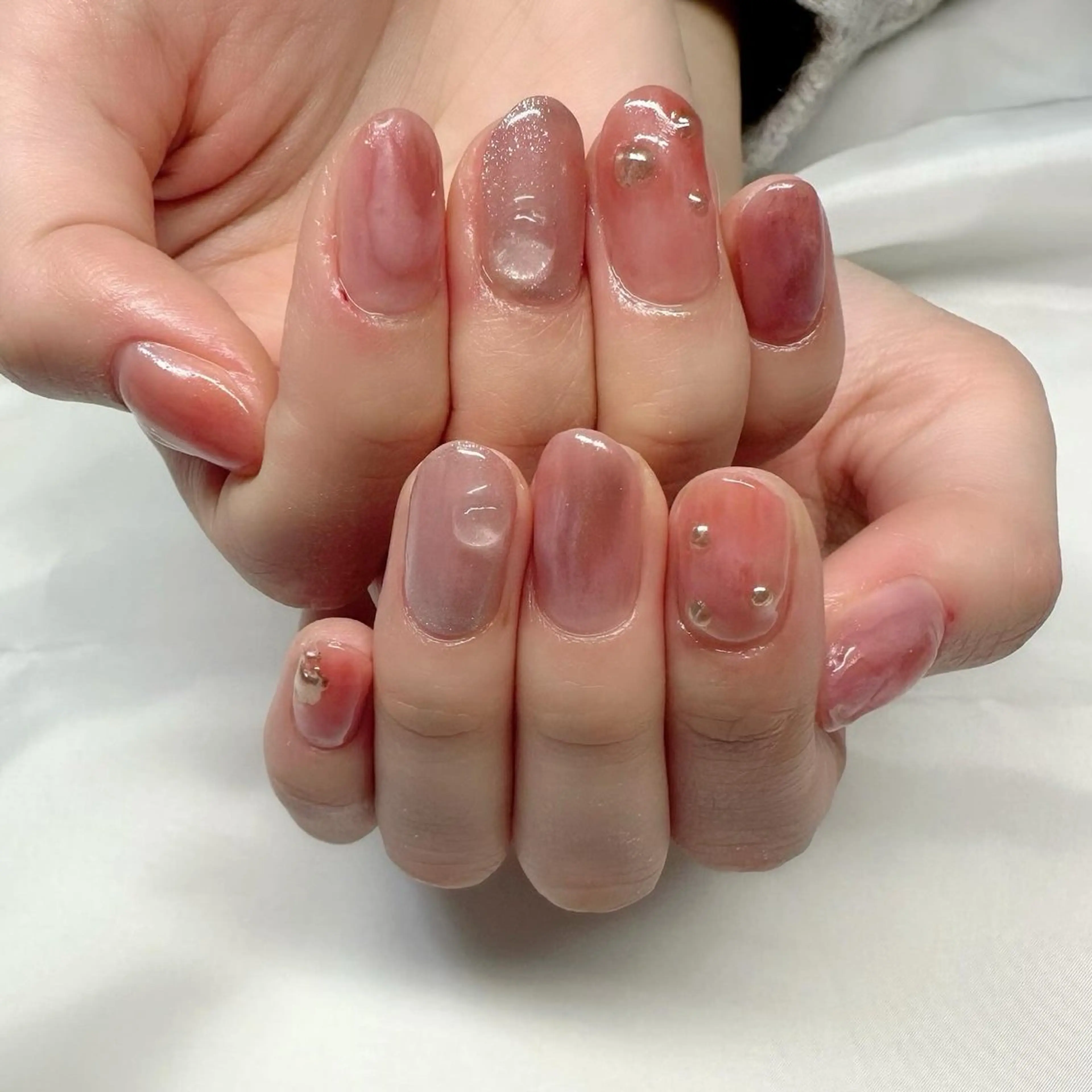 ネイル 氷ネイル・うるうるネイル 韓国ネイル マグネットネイル ミラーネイル ニュアンスネイル 🪞KAPE NAIL 🪞のネイルデザイン