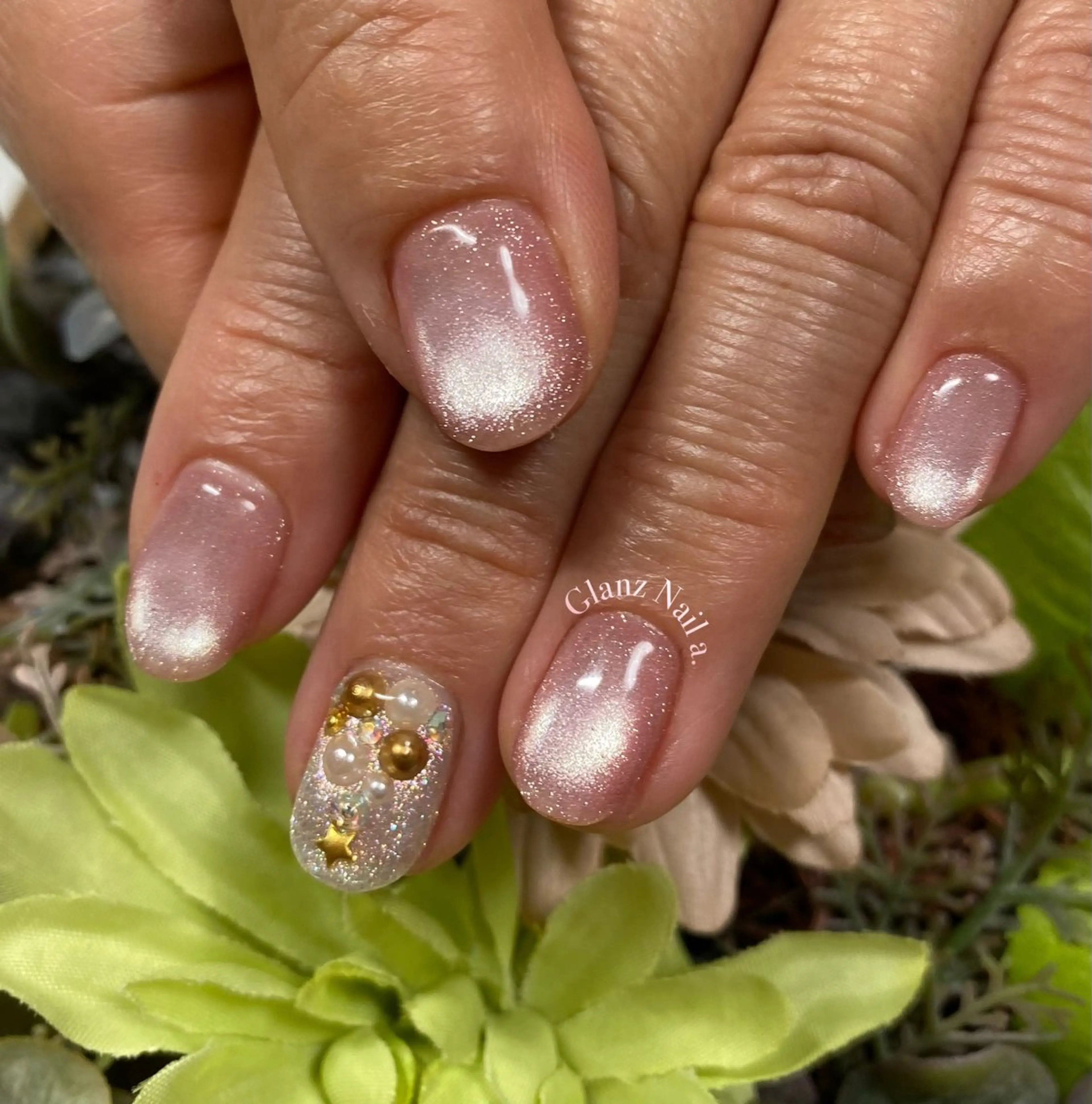 ネイル キラキラネイル マグネットネイル ピンク Glanz  Nail aのネイルデザイン