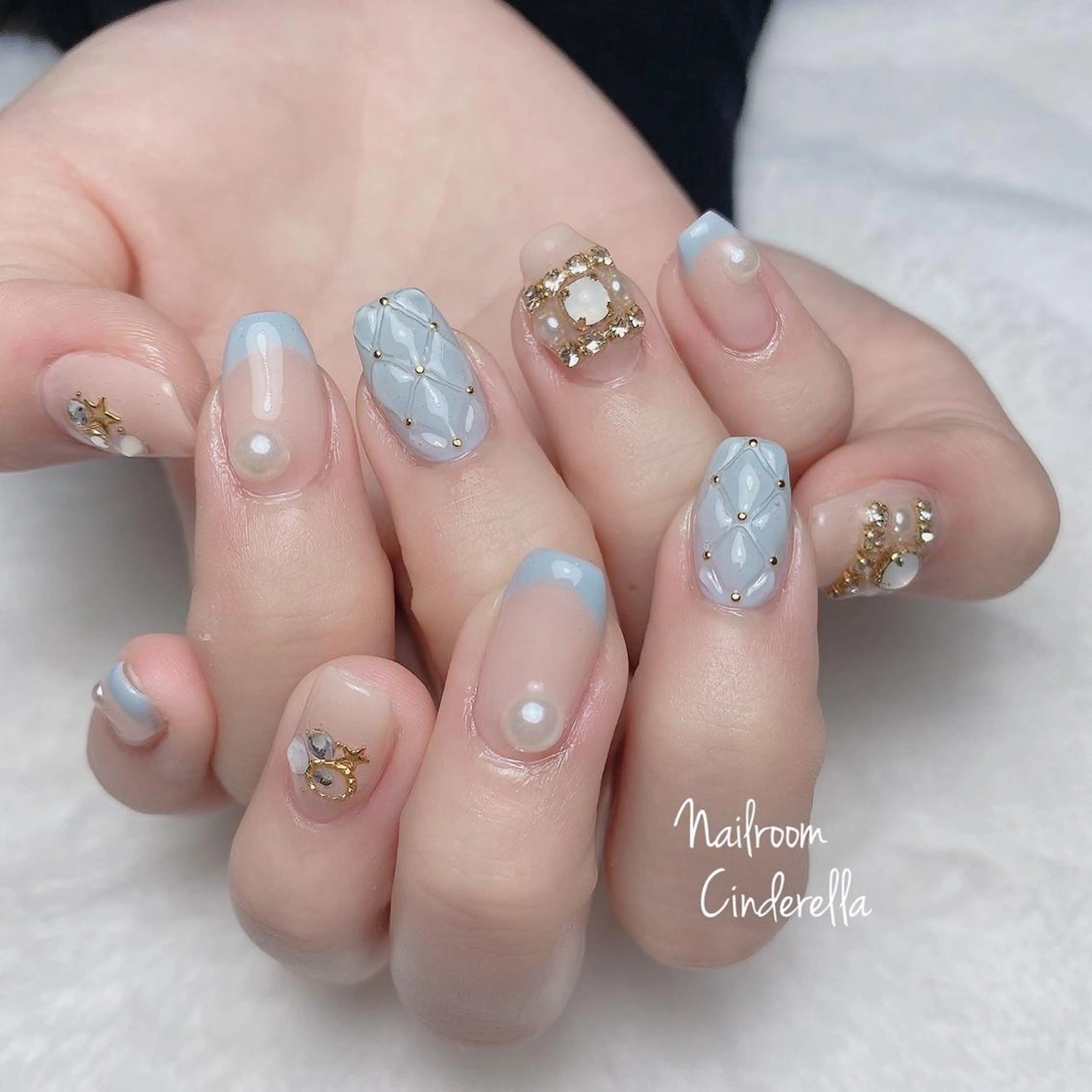 ネイル Nailroom. Cinderellaのネイルデザイン