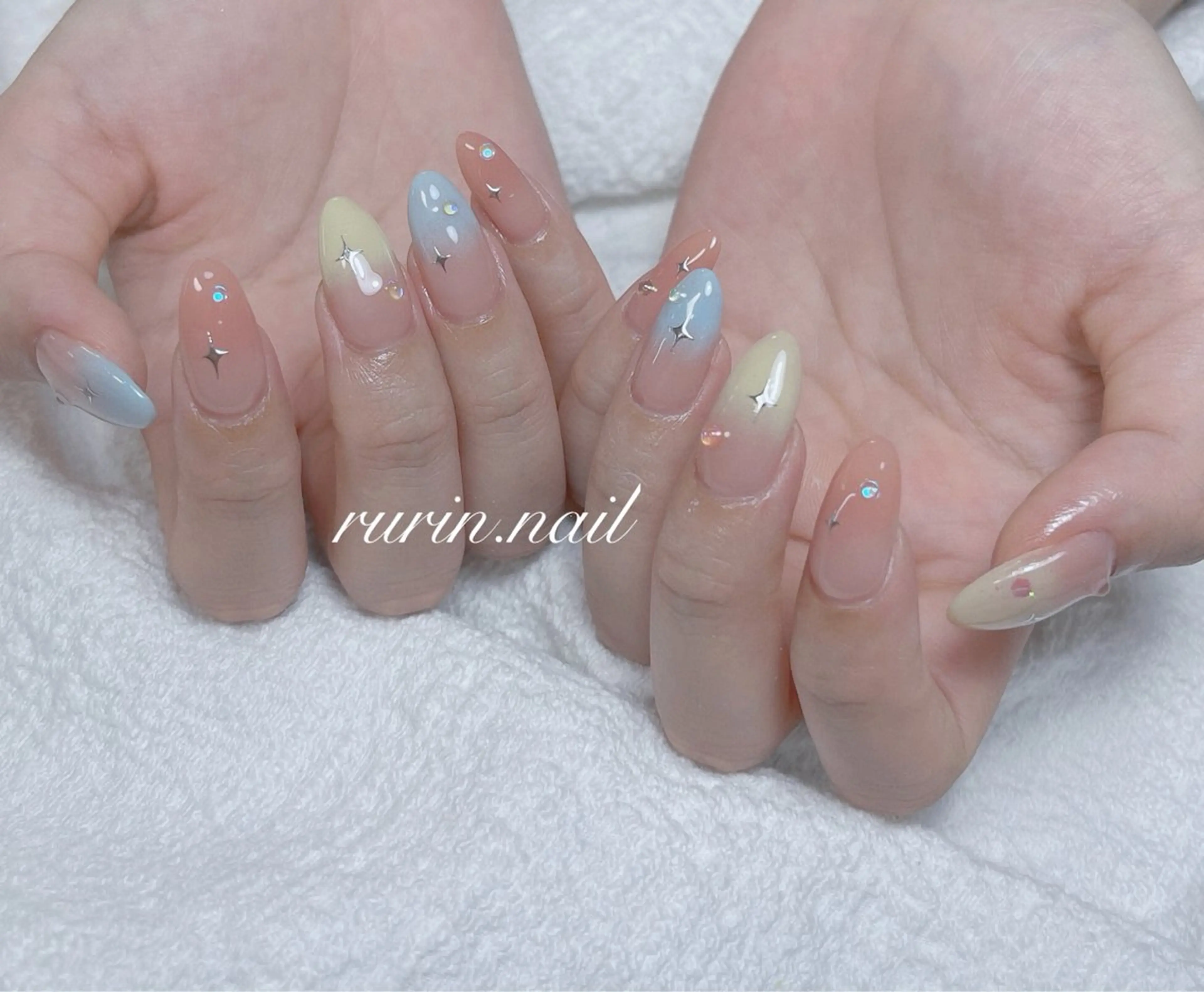 ネイル ハンドネイル ルリン サロン💅のネイルデザイン