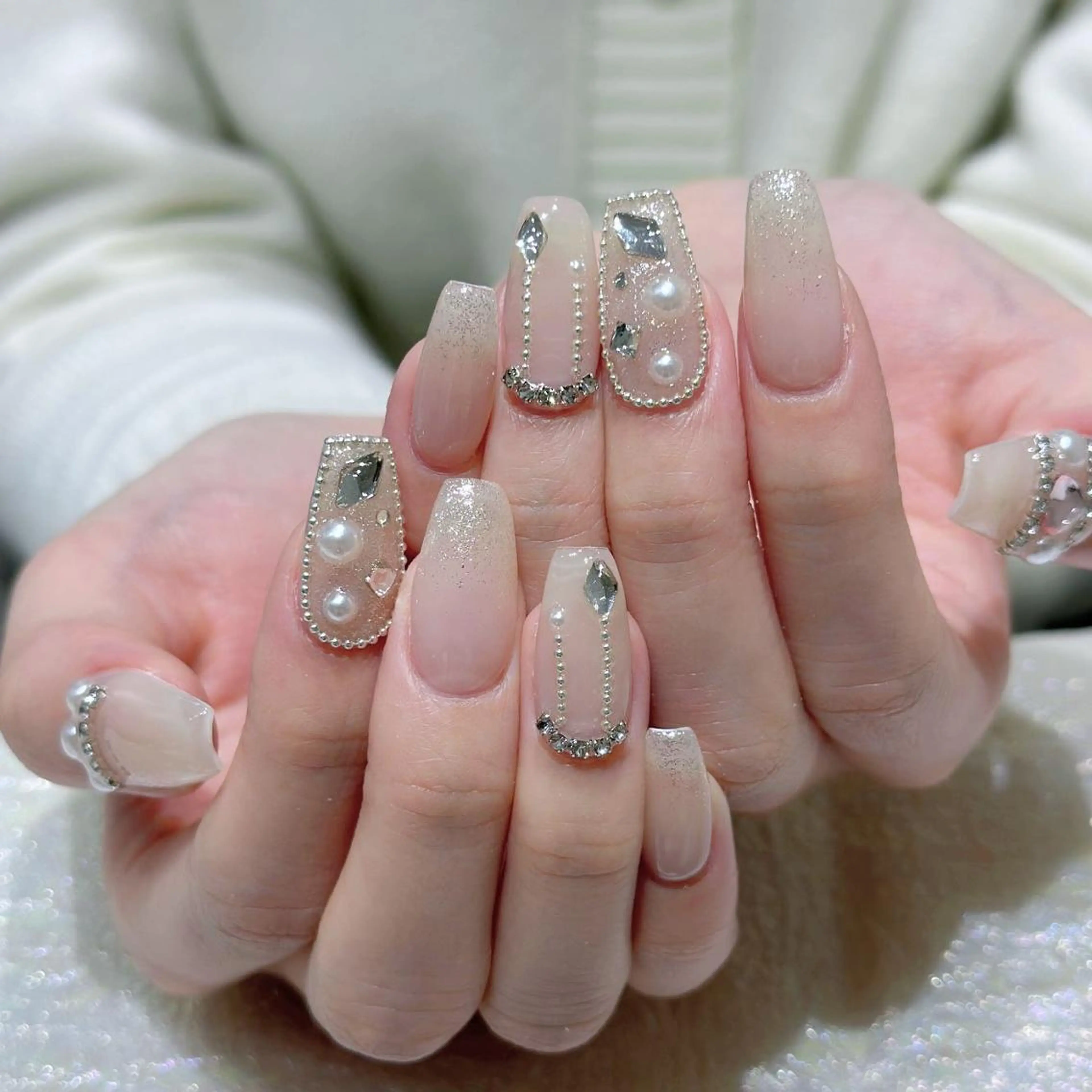 ネイル ハンドネイル Queens みなみのネイルデザイン