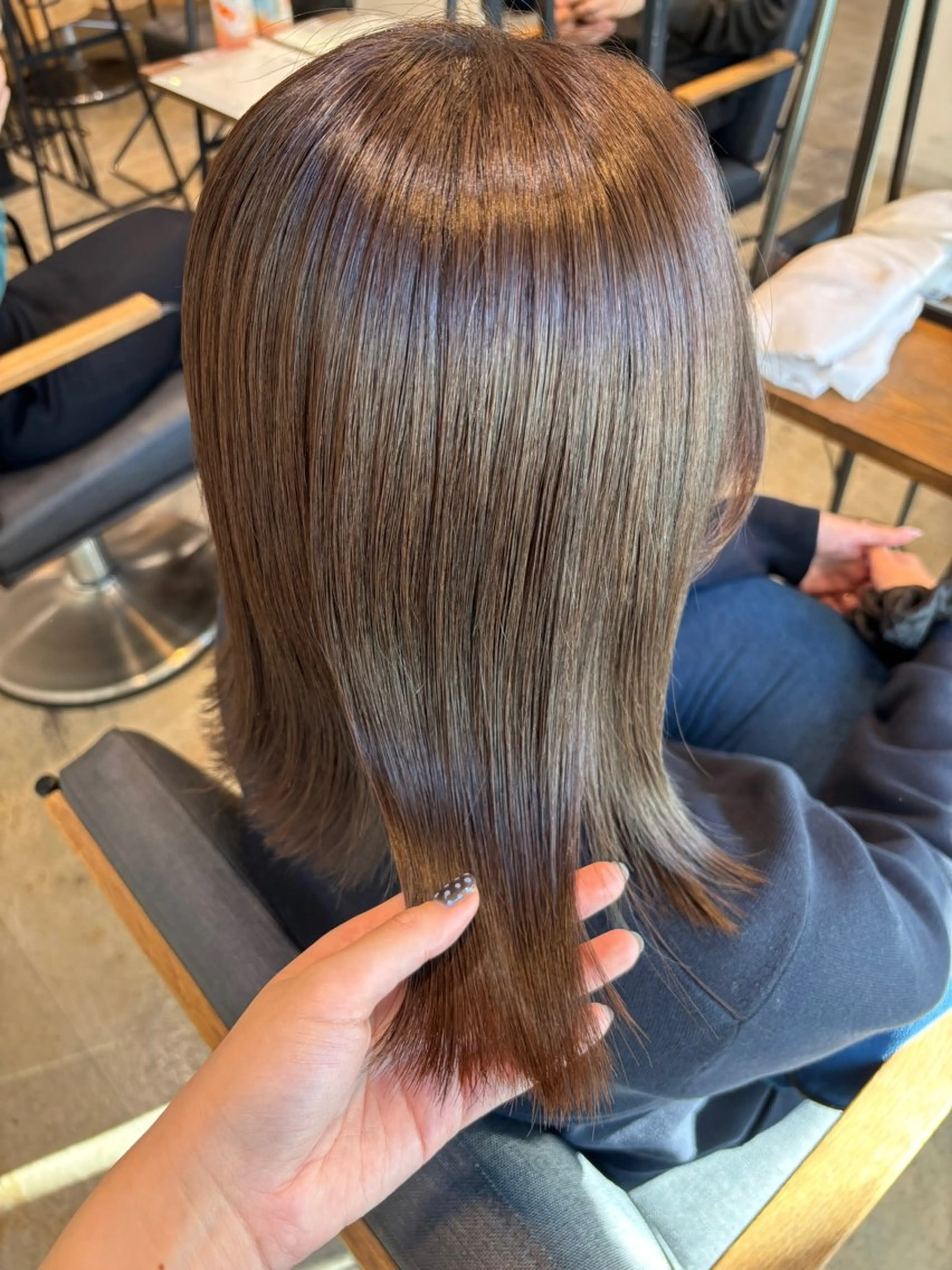 ショート カラー ベージュカラー カット ヘアカラー 艶カラー❄️/ボブ /ショート/小由葵のヘアスタイル