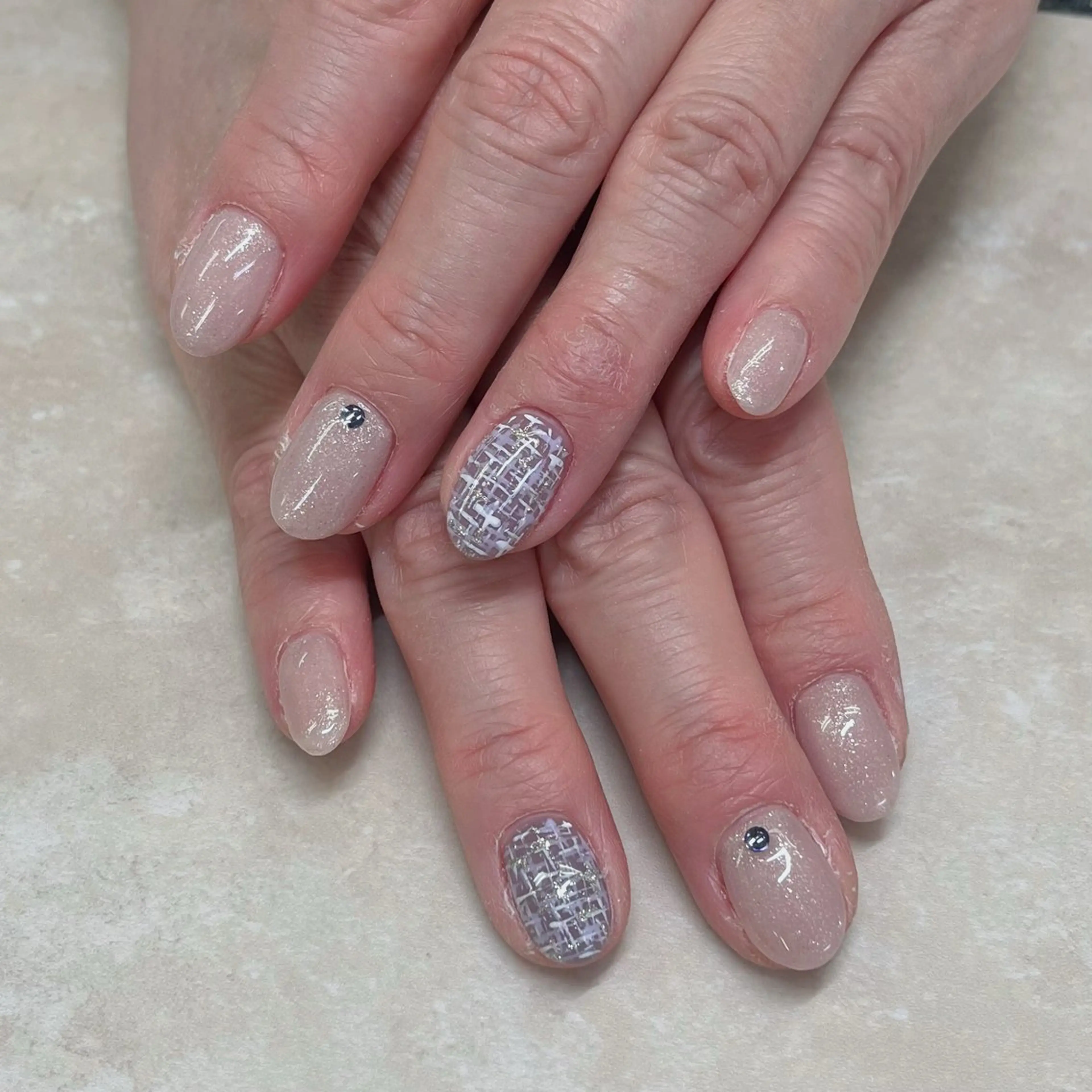 ネイル ネイルサロンアジアン池袋店所属・林 夏萌のネイルデザイン