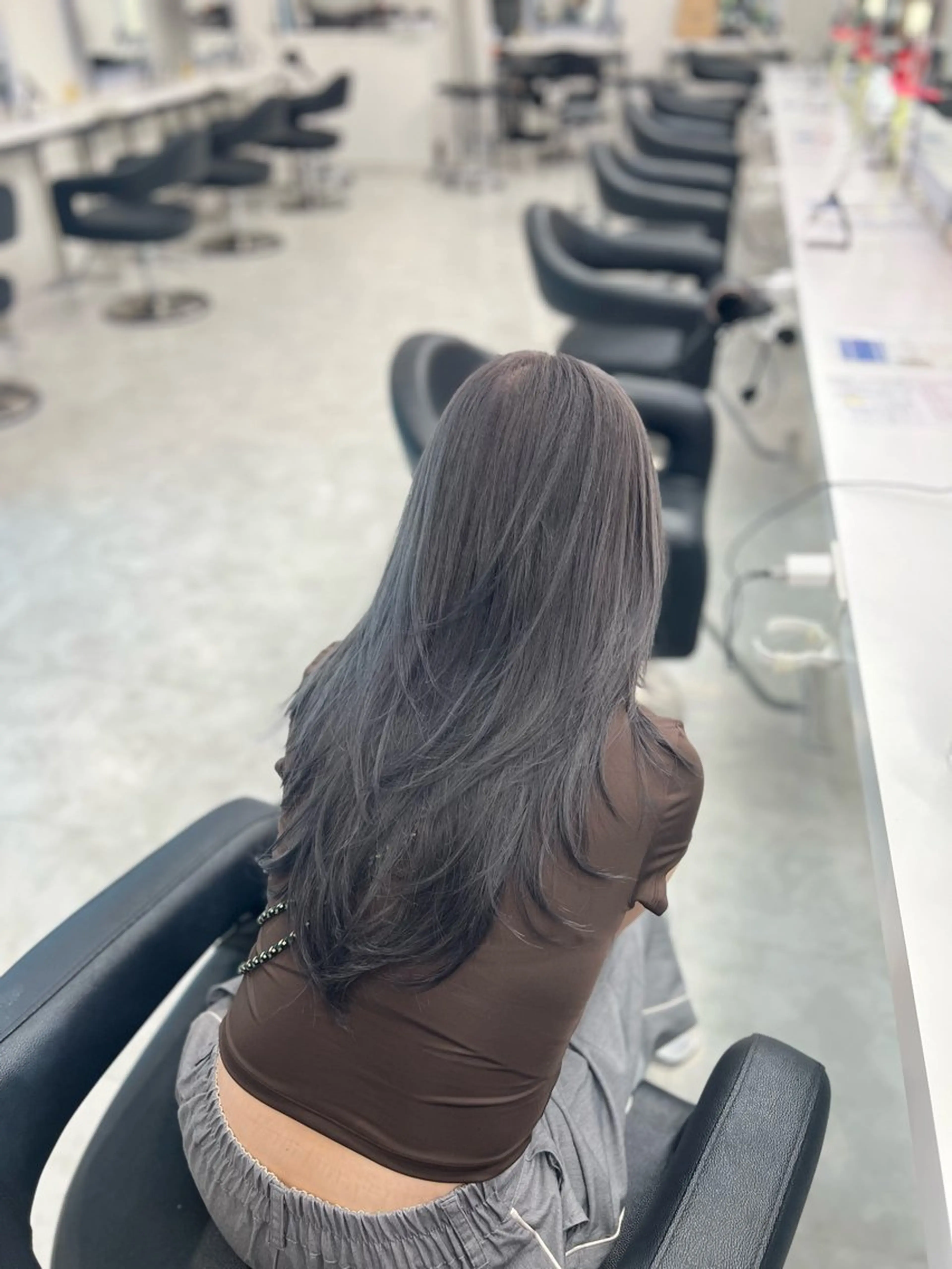 ロング カット ヘアカラー 艶髪グレージュ特化/ CHIKARAのヘアスタイル