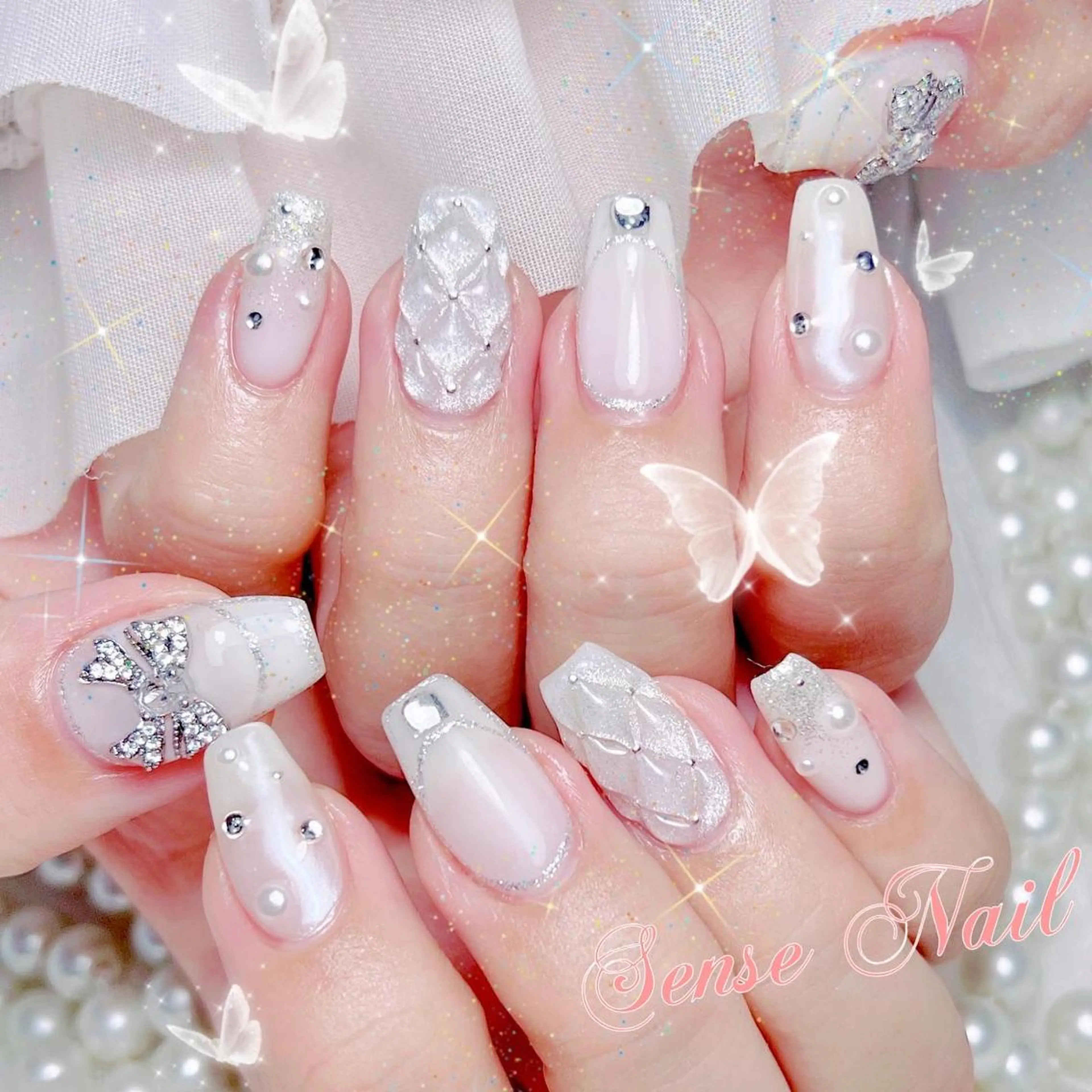 ネイル Kurieitibu 🍬Byu~tīのネイルデザイン