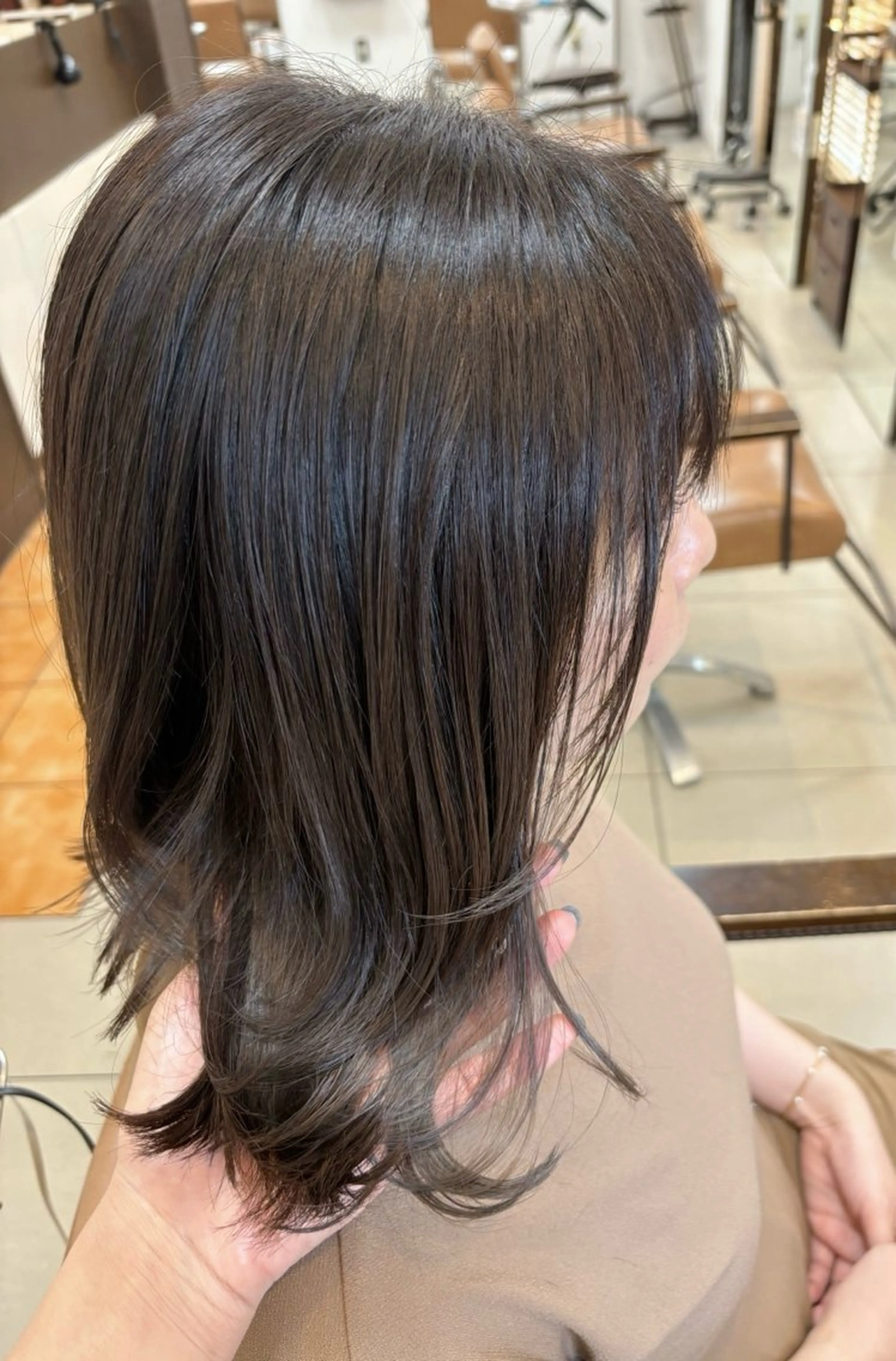 ミディアム カラー グレージュ 髪質改善 カット ヘアカラー トリートメント 頭皮×髪質改善 透明感カラー💎中村のヘアスタイル