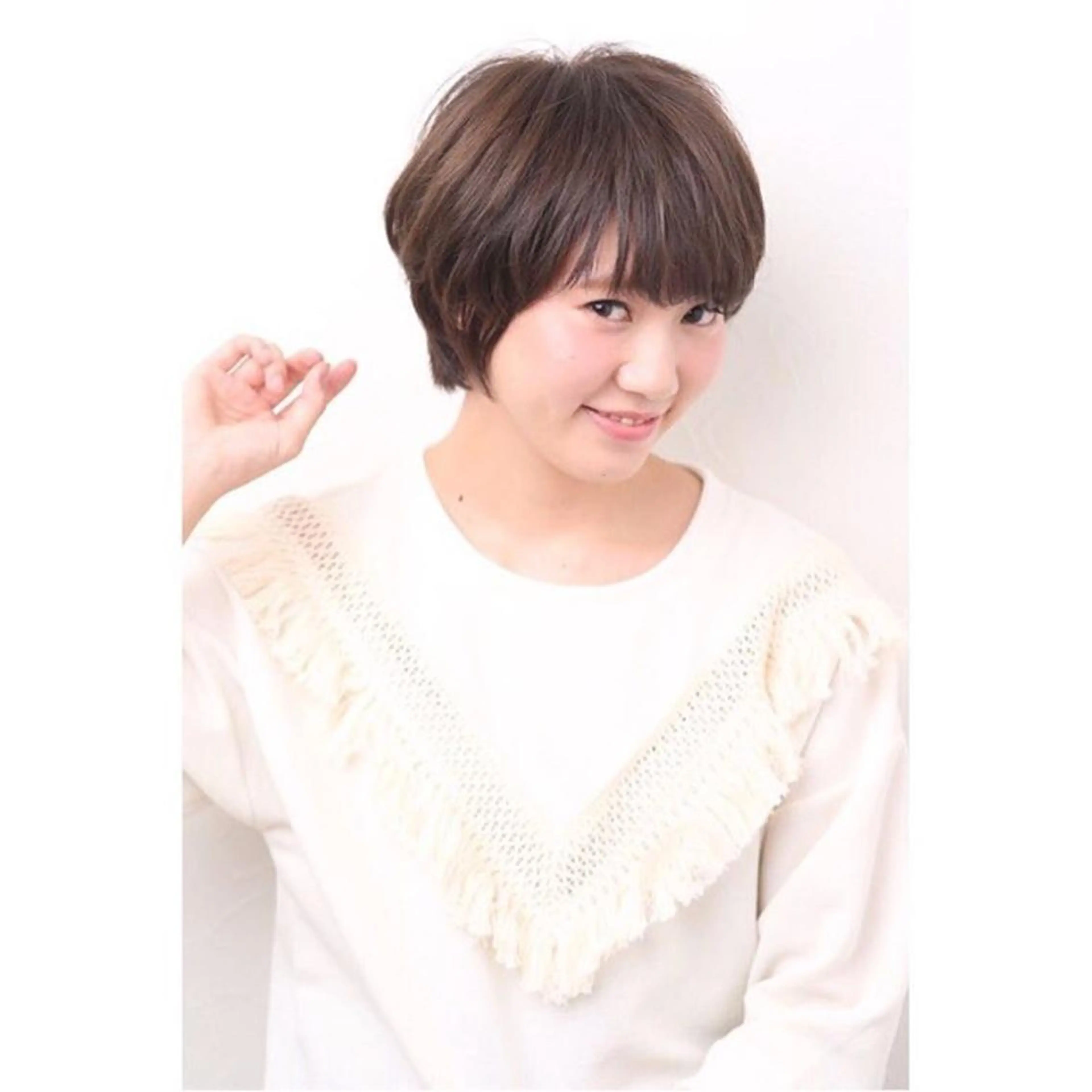 ショート ショートヘア カット 高木 麻知子のヘアスタイル