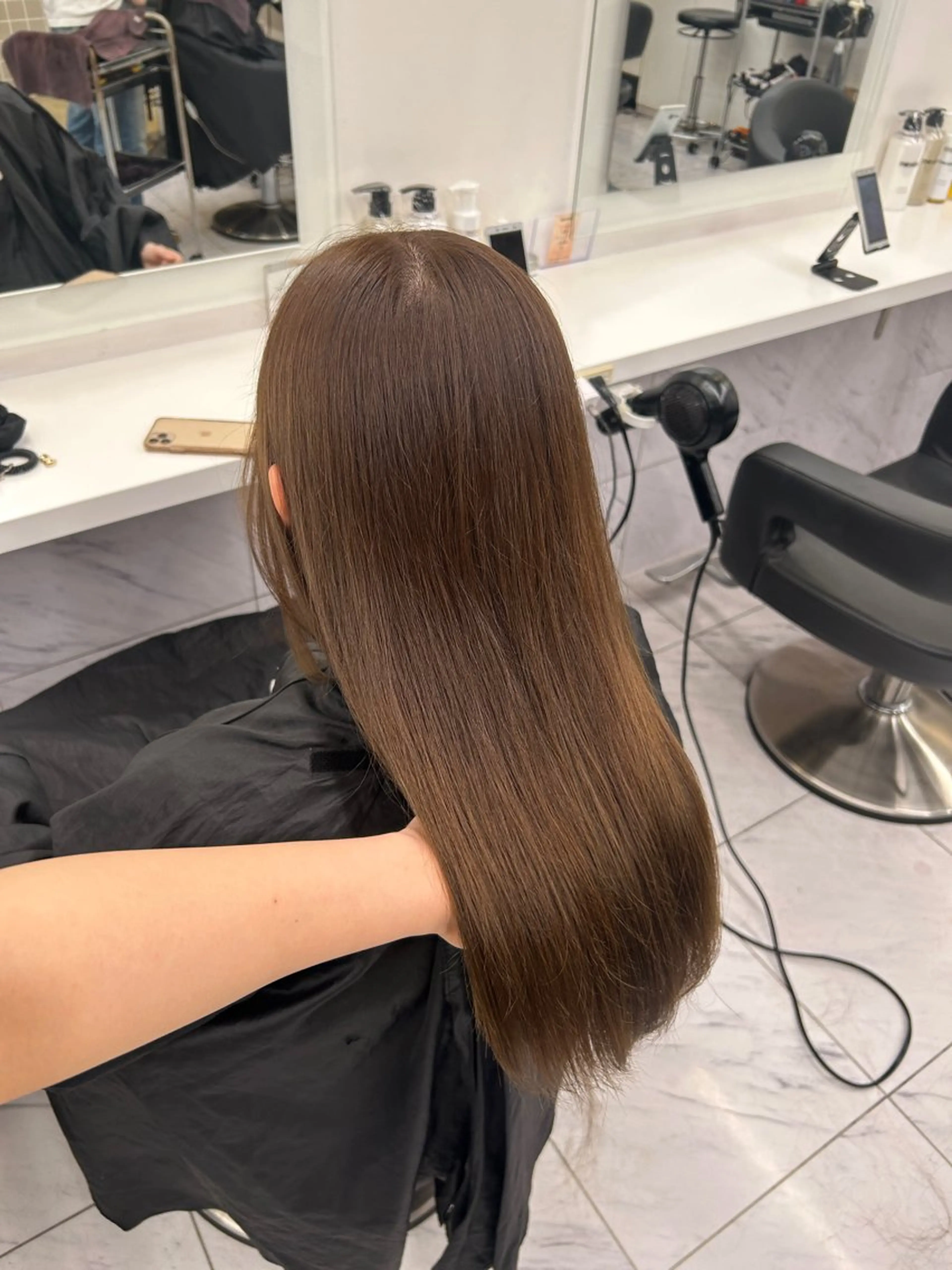 ロング カラー 🥯縮毛/レイヤー/ ベージュヘア🥯のヘアスタイル