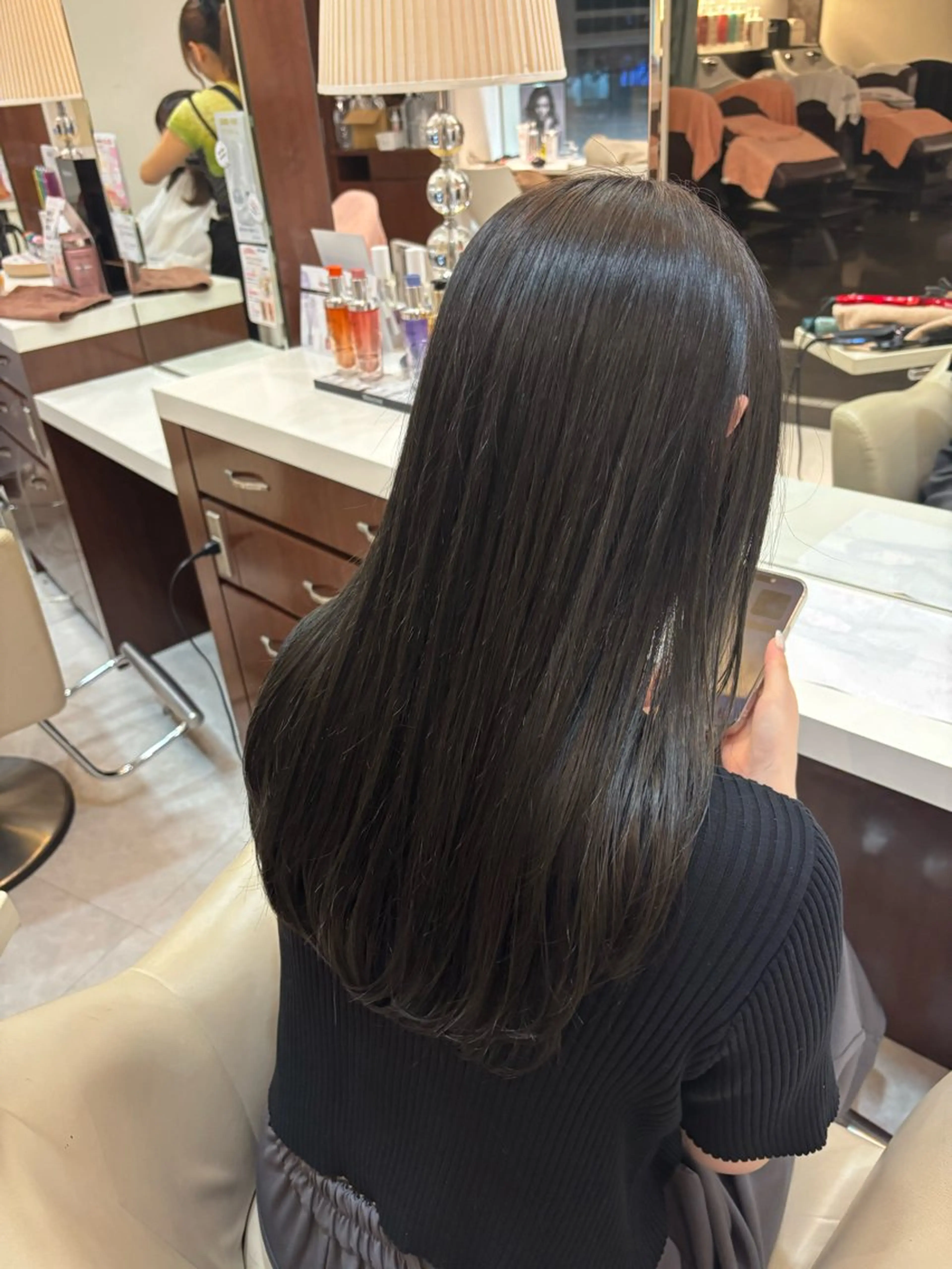 髪質改善カラー🍒+カット✂️(+1000円でメテオカラーに変更できます🌟)の写真