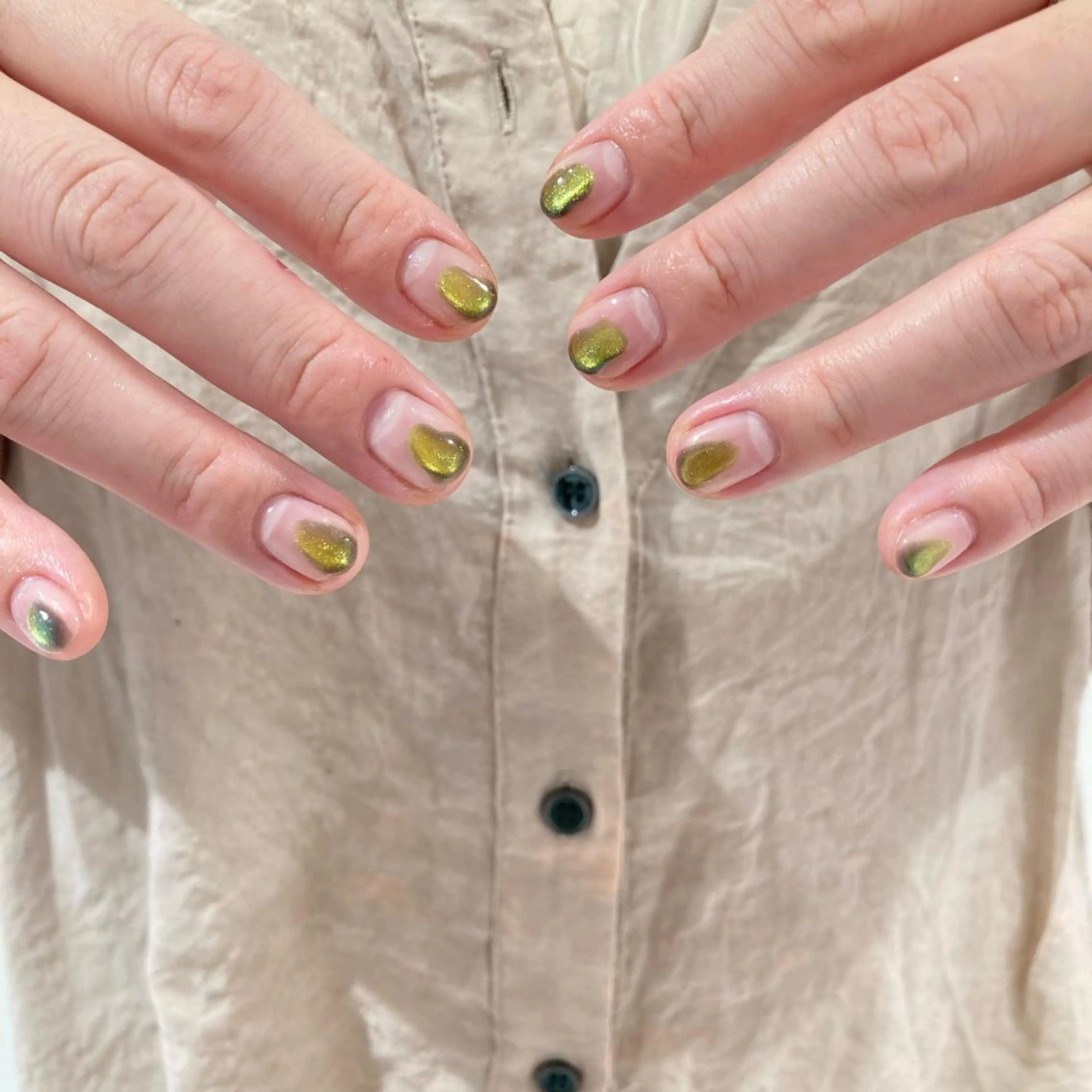 ネイル ハンドネイル mano+所属・砂田 はるかのネイルデザイン