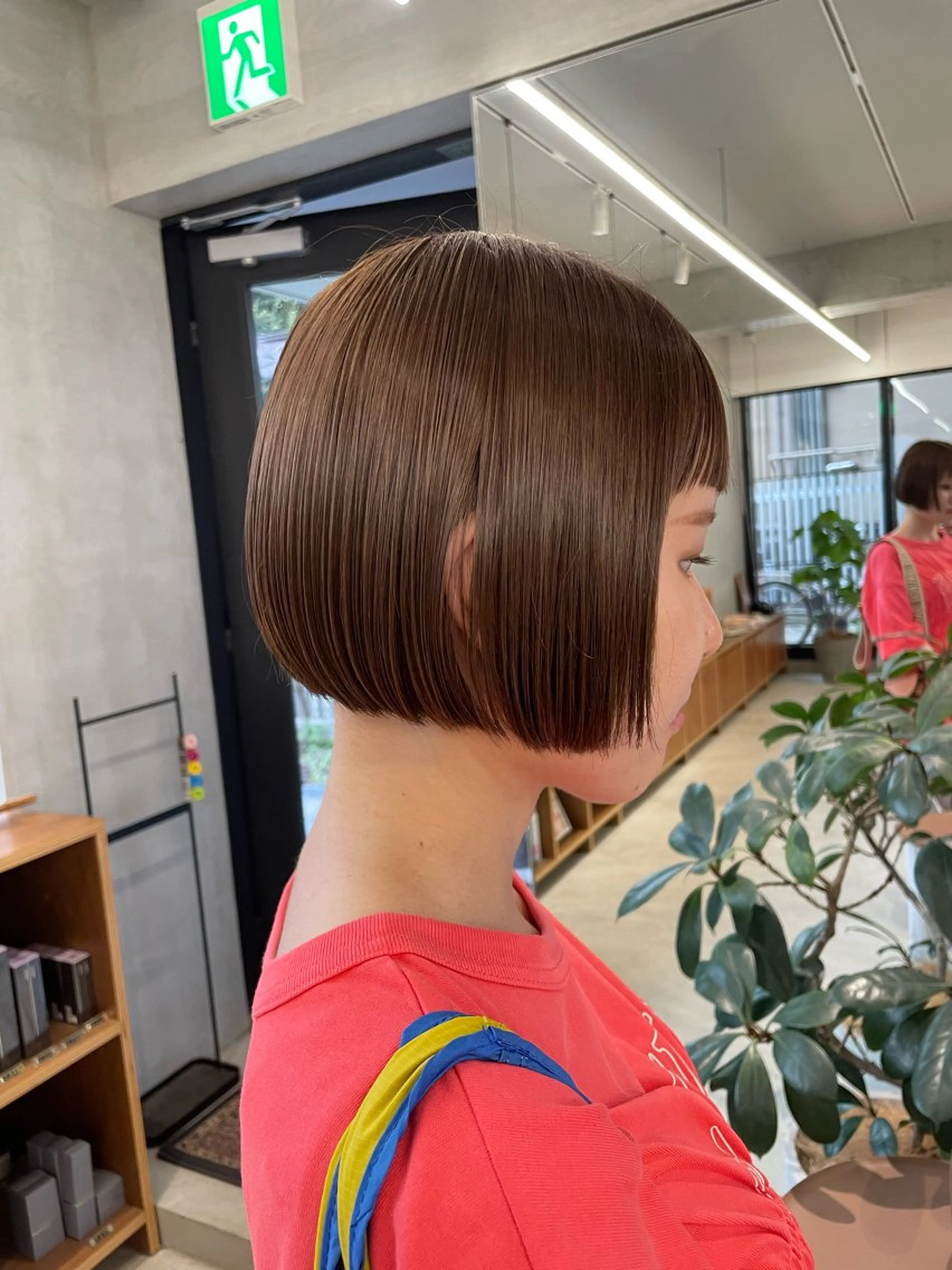 カラー ベージュカラー カット ヘアカラー 鶴井 美空のヘアスタイル