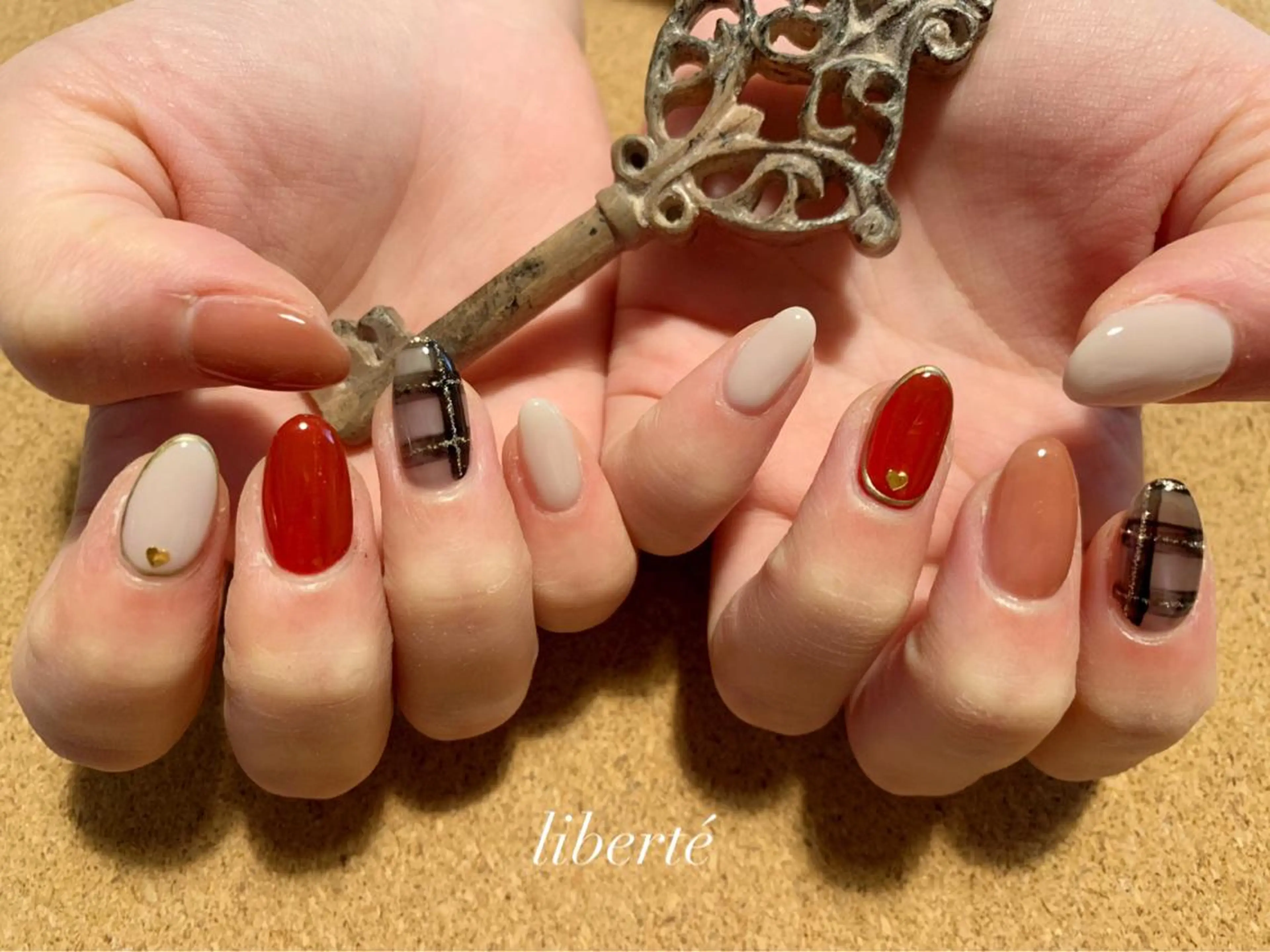 ネイル liberté (リベルテ)のネイルデザイン