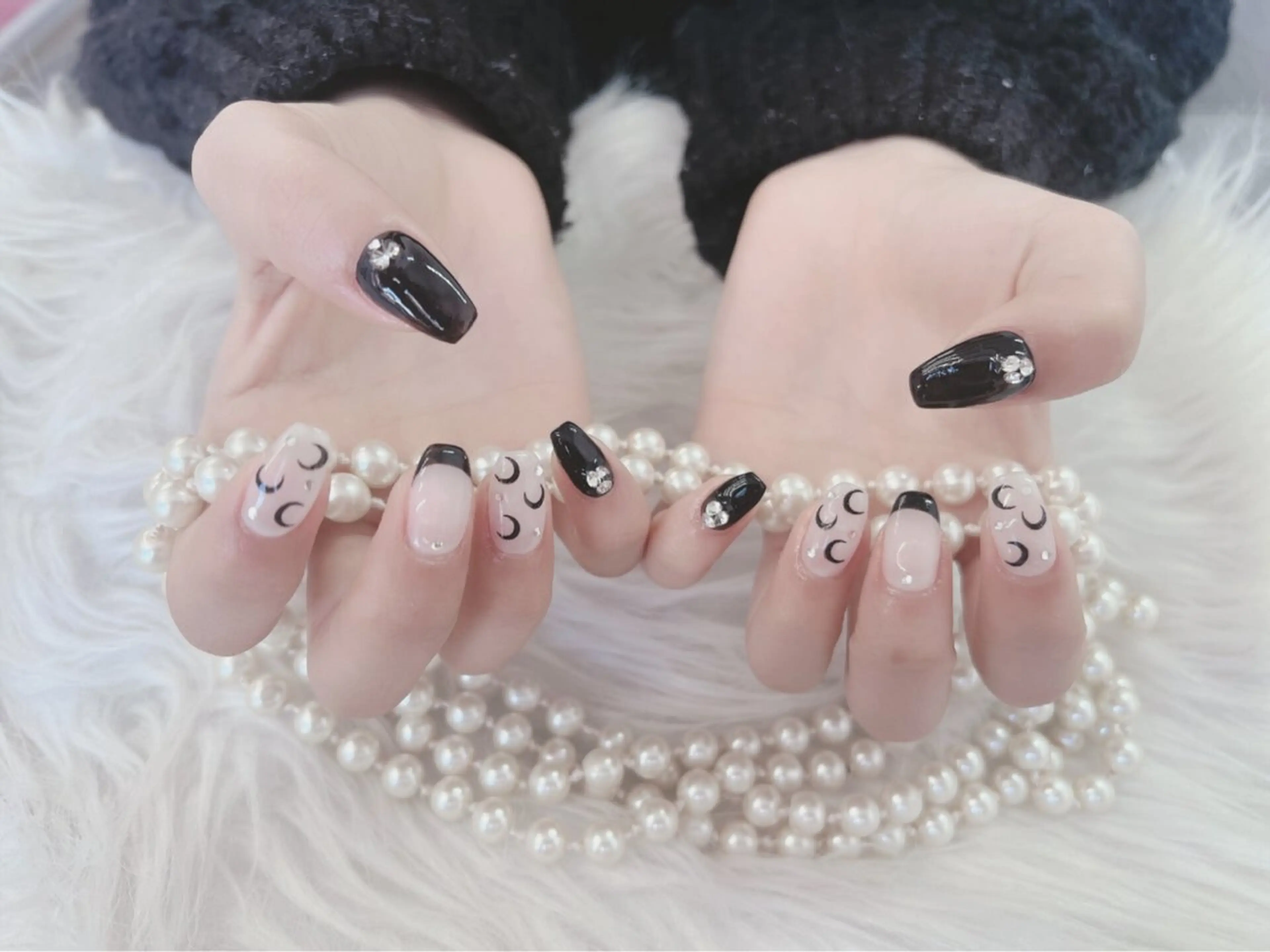 ネイル 桜ネイル フットネイル ジェルネイル 韓国ネイル ラメ(グリッター) ハンドネイル ネイルサロンAiri 長さ出し·シンプルのネイルデザイン