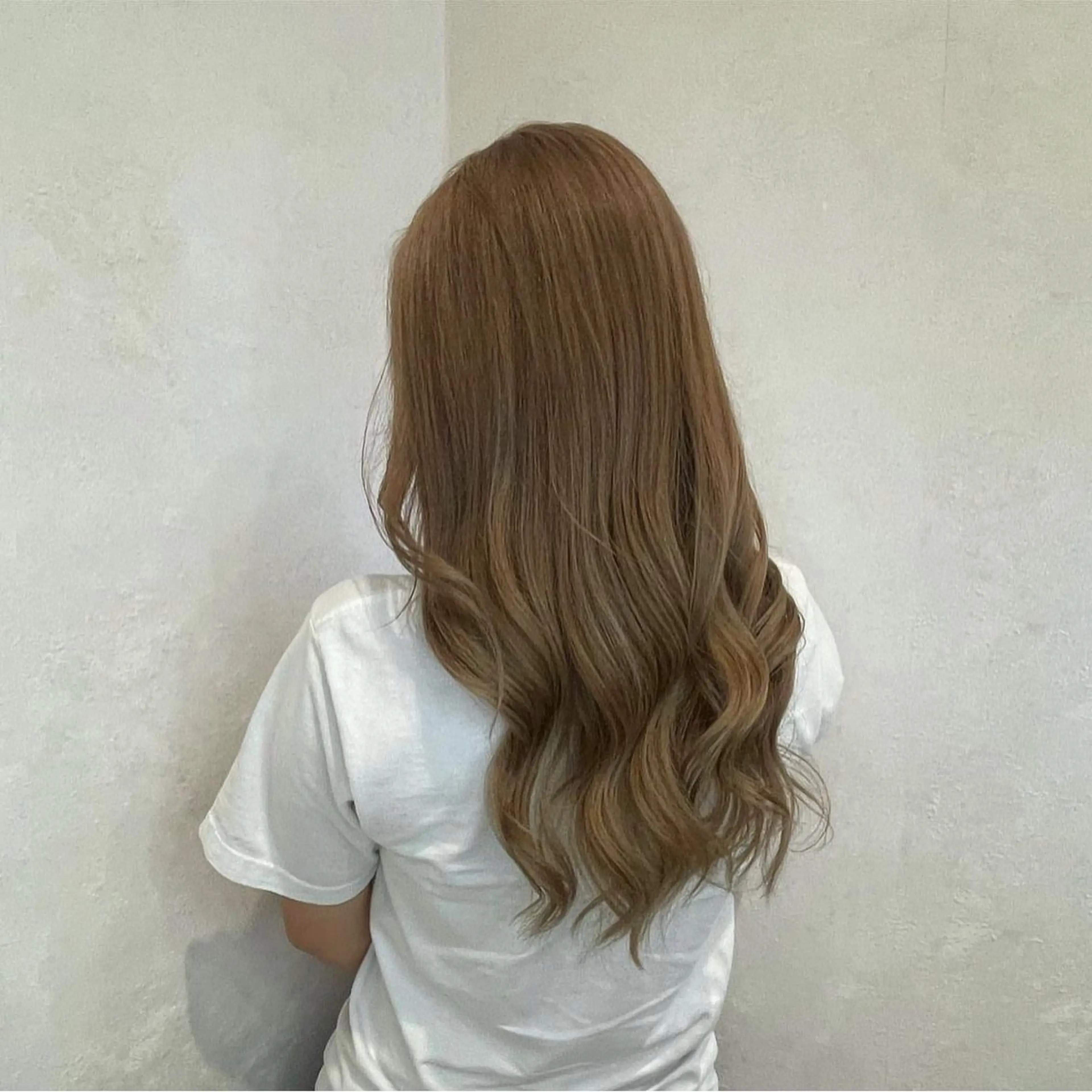 ワンブリーチ+カラー＋トリートメントの写真