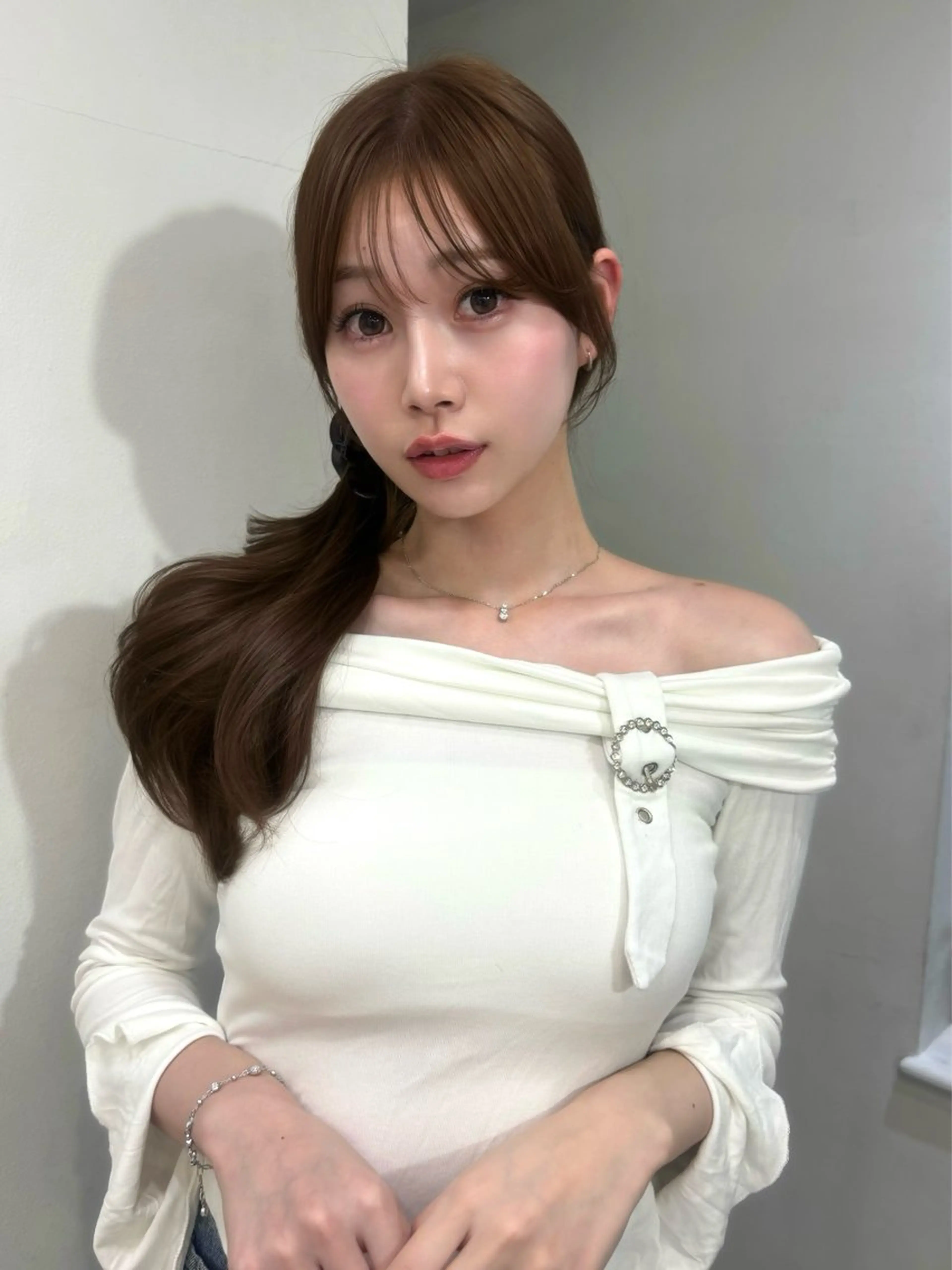 ロング 顔まわりレイヤー 顔周りカット ハッシュカット 髪質改善 韓国風ヘア 岡田 聖蘭のヘアスタイル