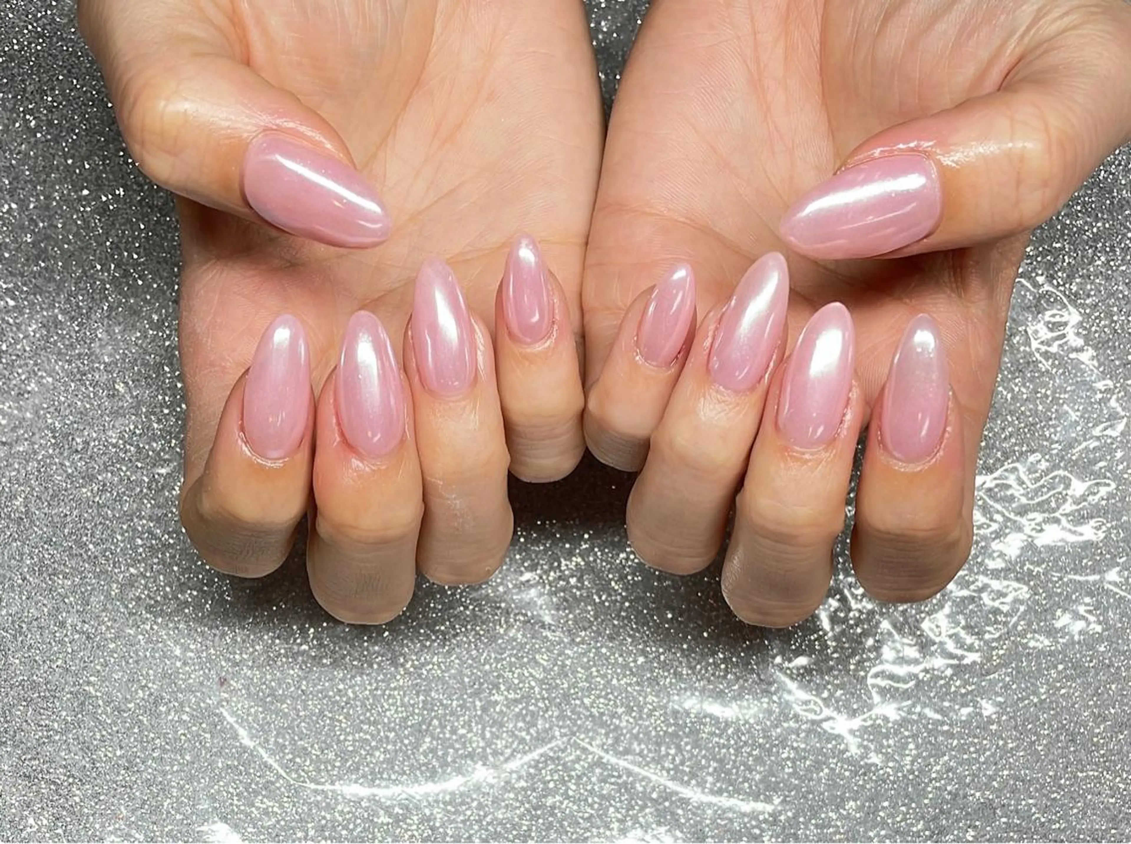 ネイル ハンドネイル VIERU 🌈🎀💖のネイルデザイン