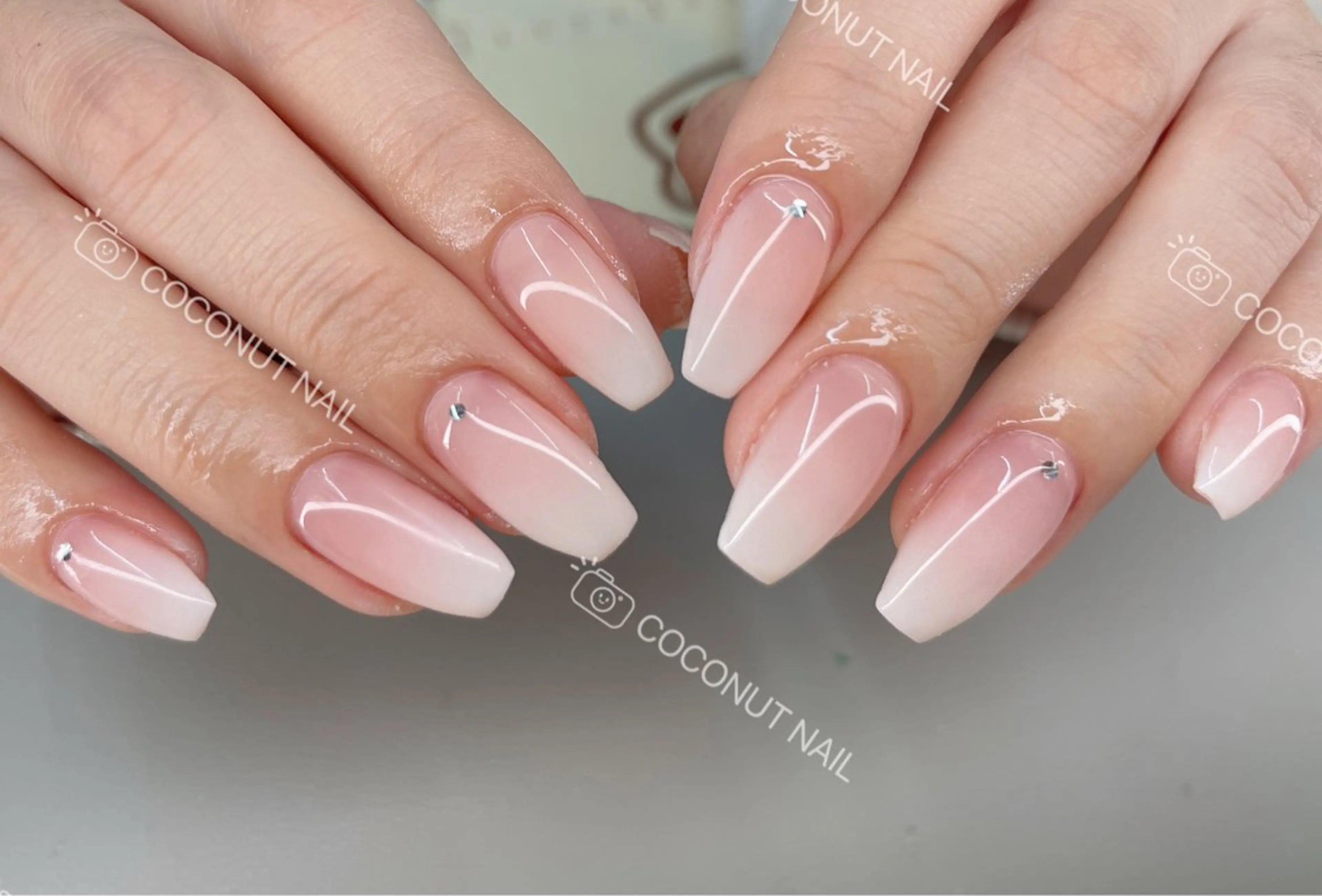 ネイル ハンドネイル 神田 ココナッツのネイルデザイン