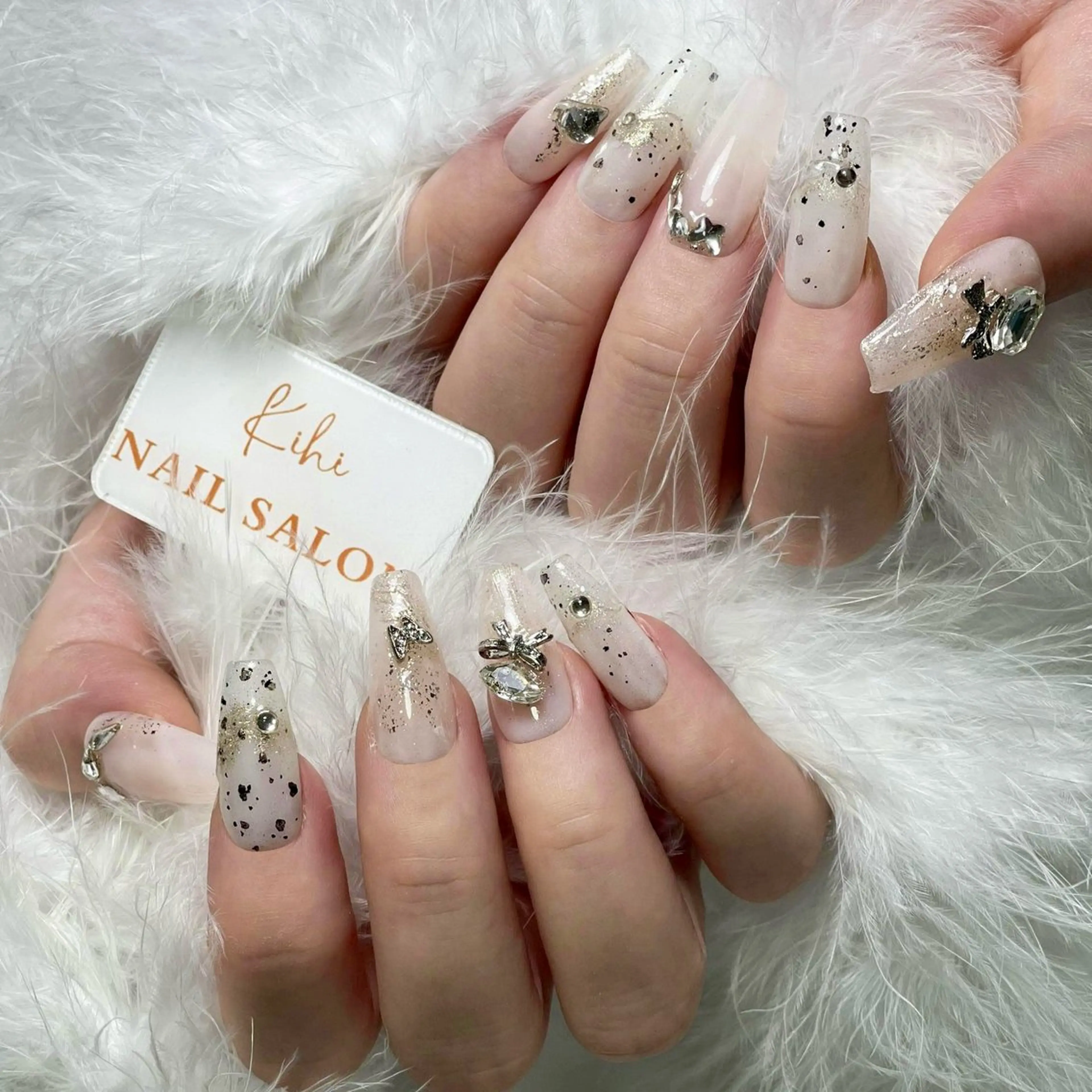 ネイル アートネイル フレンチネイル ジェルネイル グラデーション 韓国ネイル さくら💮💮 【オフ無料】のネイルデザイン