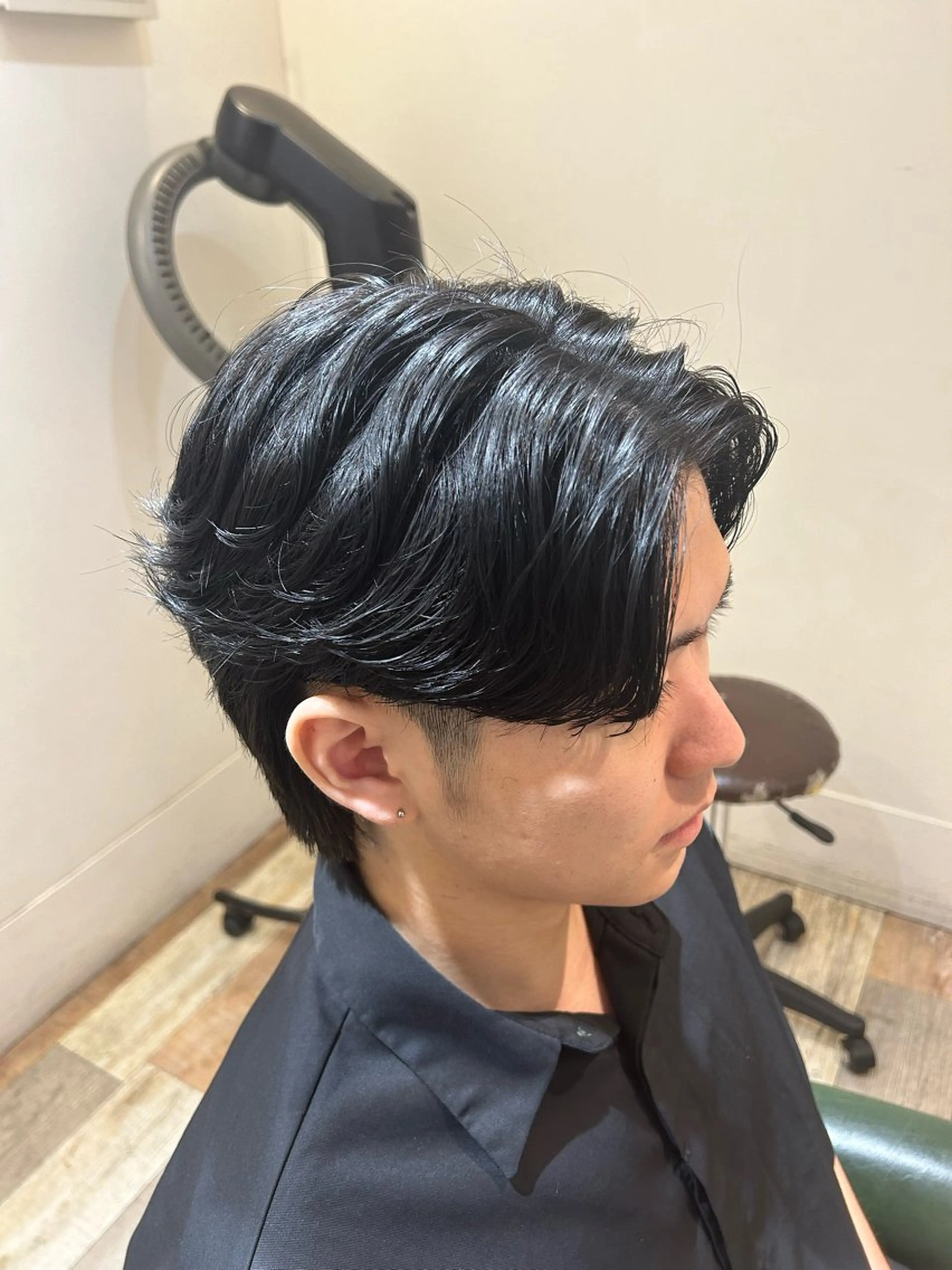 パーマ メンズ カット パーマ メンズパーマ眉毛 特化アユム🔥のヘアスタイル