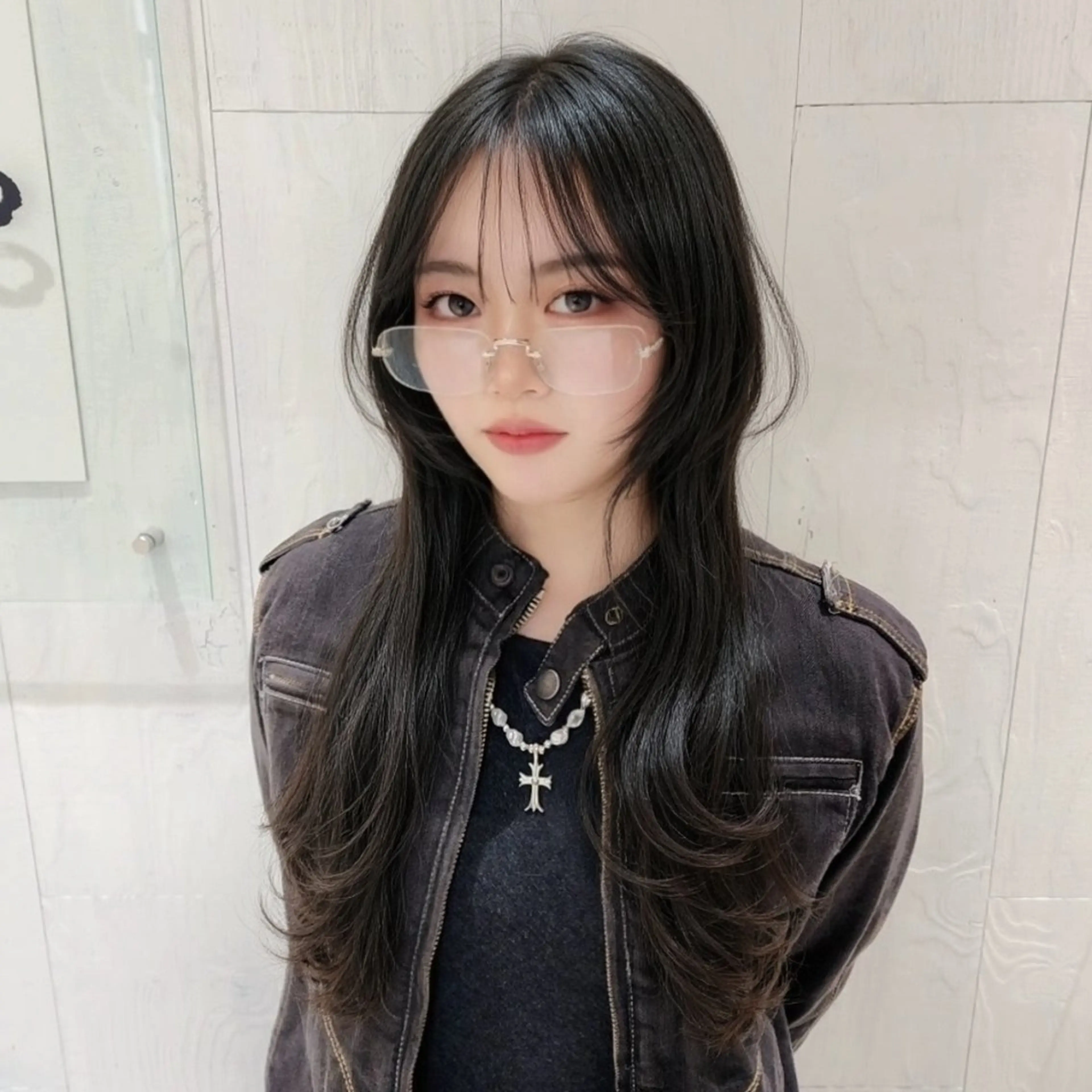 ロング ハッシュカット 韓国風ヘア カット トリートメント レイヤーカット/ ウルフカット/大橋 のヘアスタイル