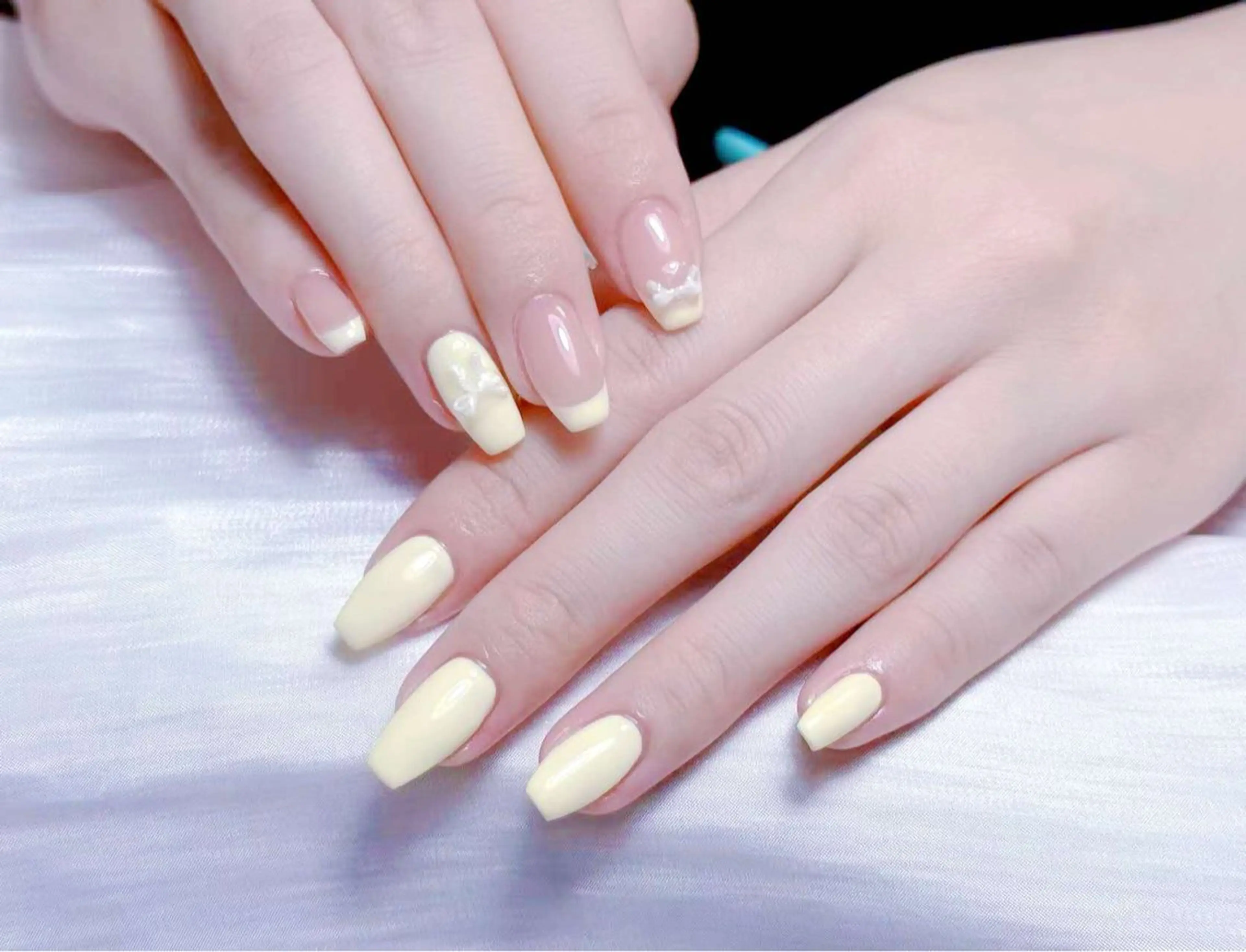 ネイル 小島 阿佑美のネイルデザイン