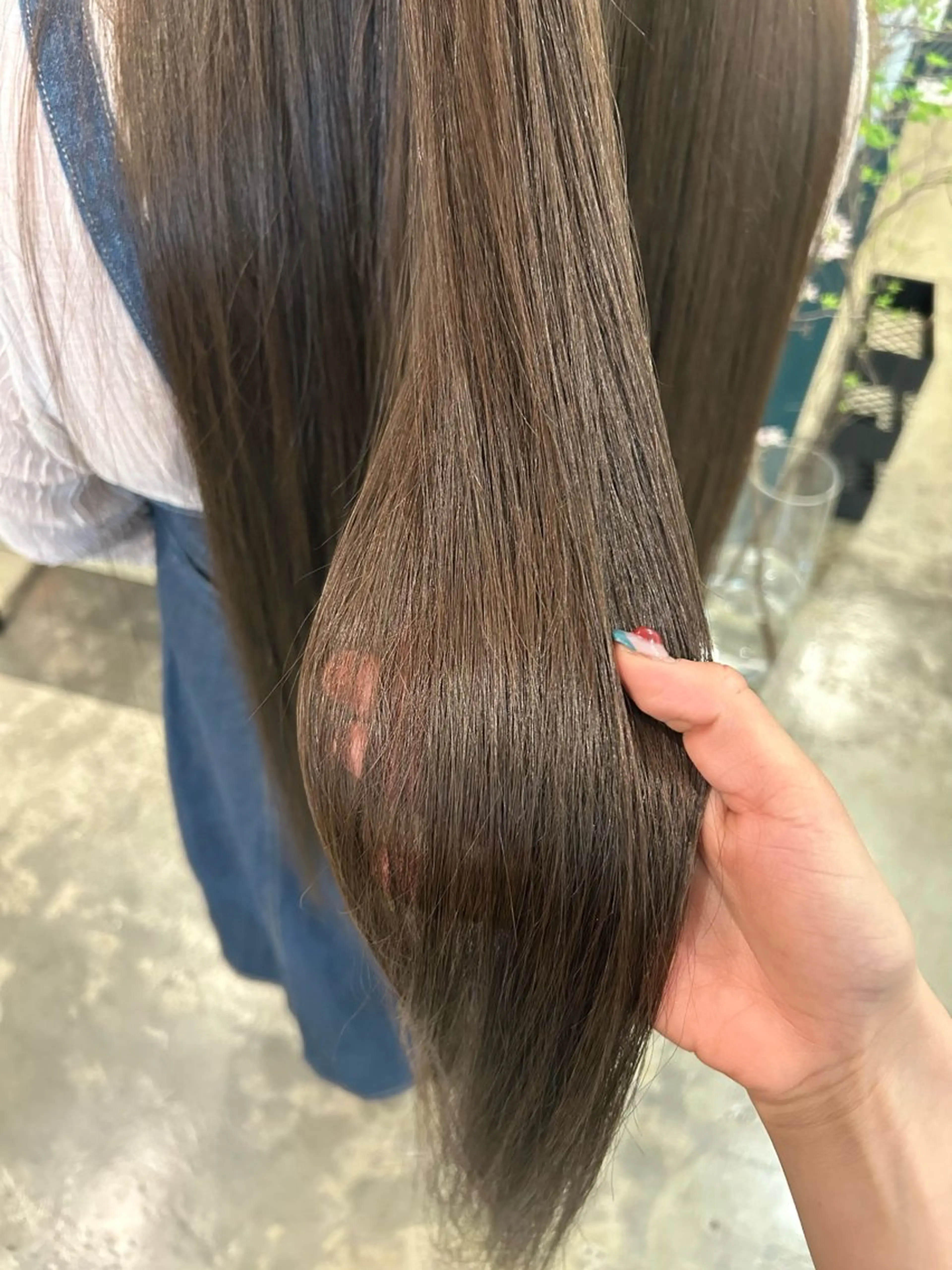 カラー ブリーチ ブリーチなしカラー 大川 麻尋のヘアスタイル