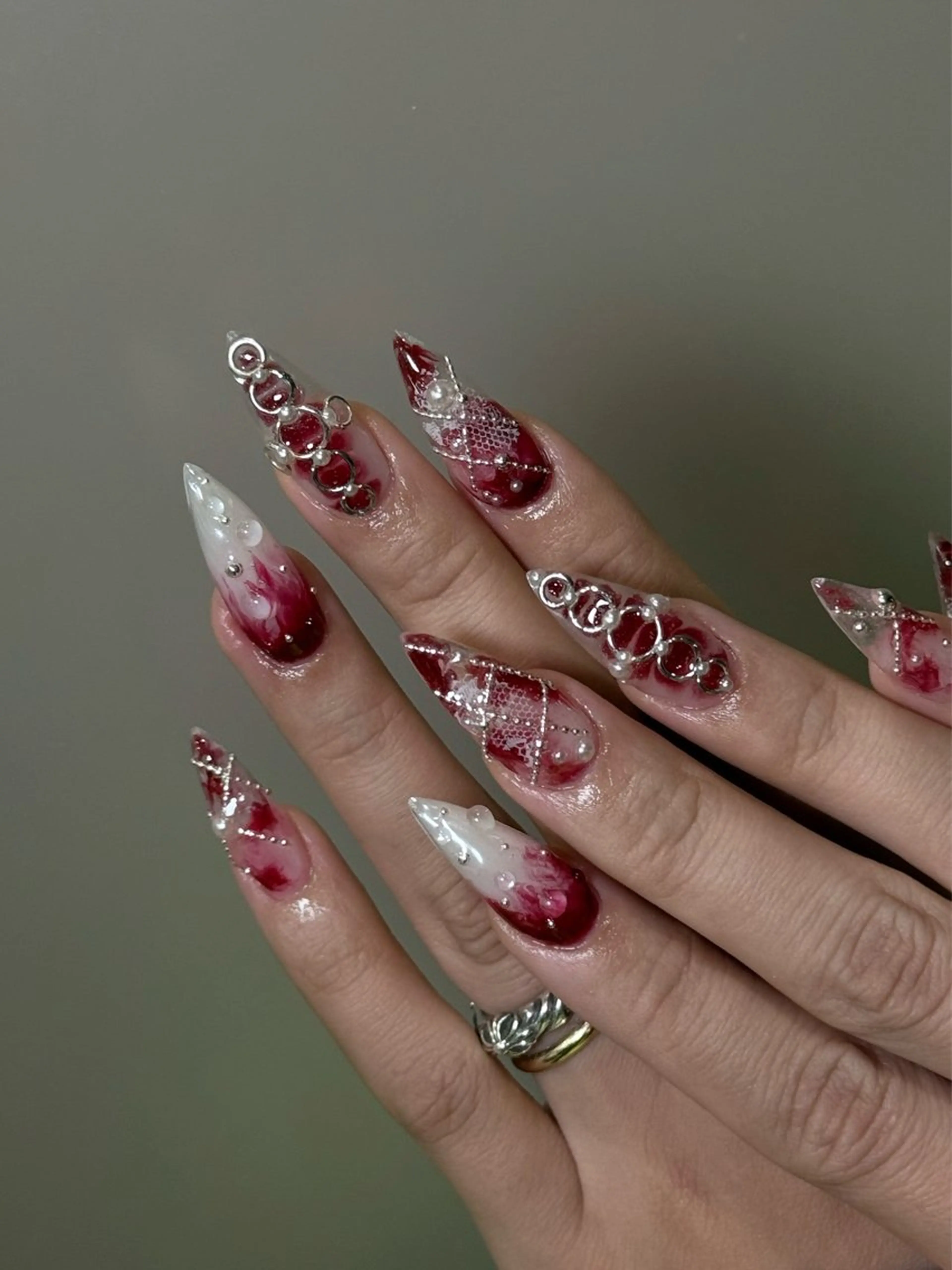 ネイル ハンドネイル Dark honey スカルプ専門原宿店のネイルデザイン