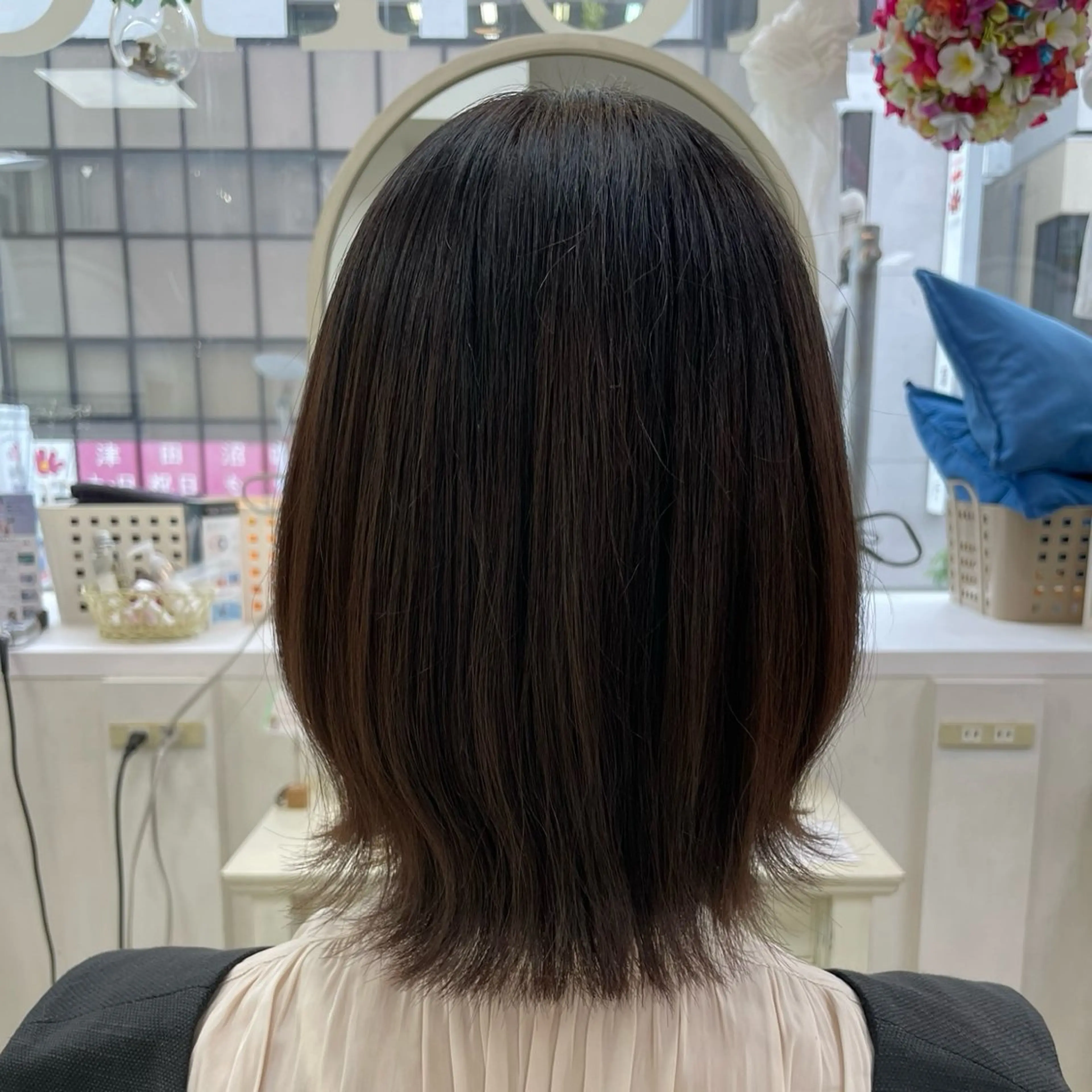 ショート ヘアアレンジ 酸性ストレート カット 縮毛矯正 トリートメント 町田 あみのヘアスタイル