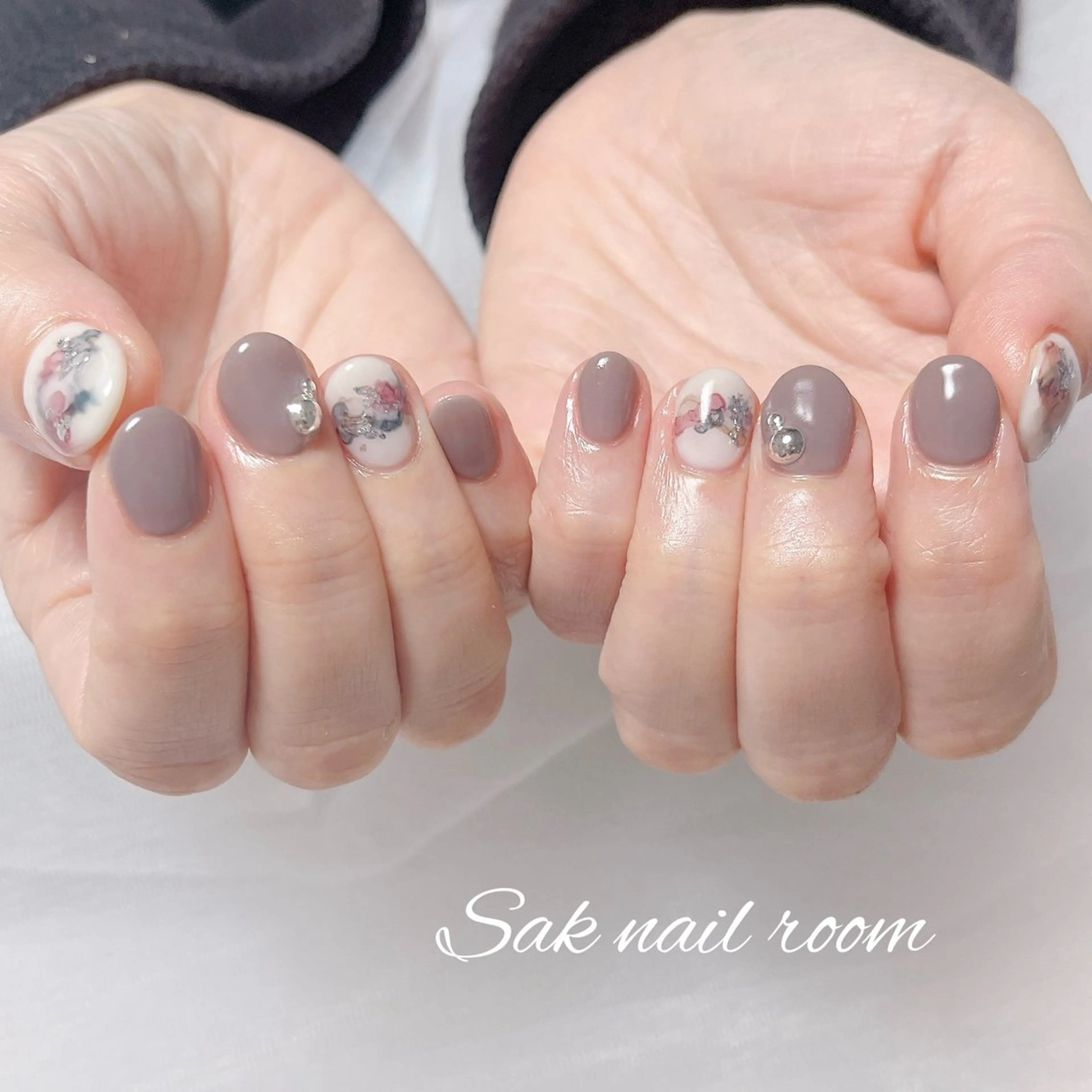 ネイル Sak nailroomのネイルデザイン
