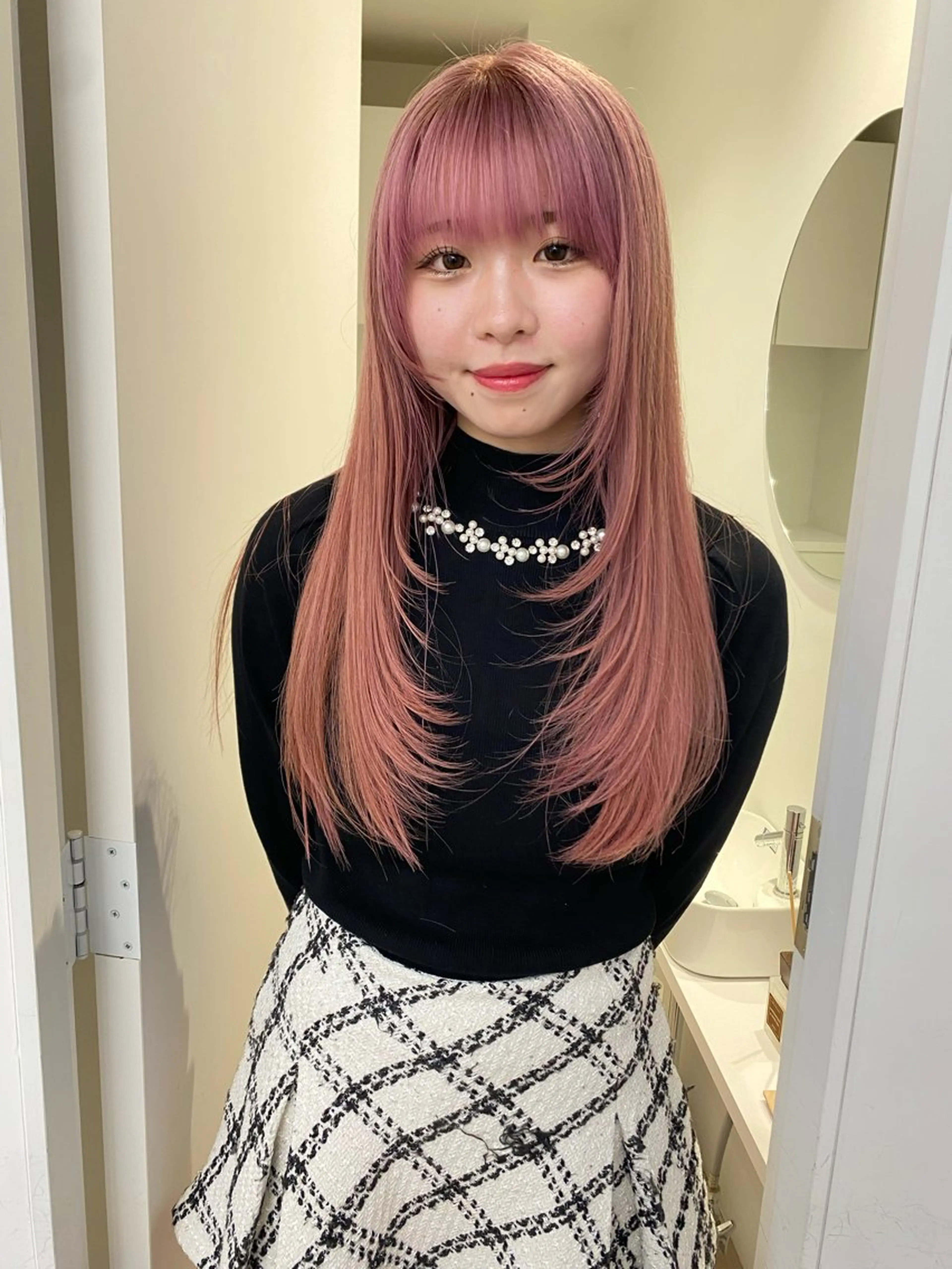 ロング カラー ブリーチ ヘアカラー ボブ/ハイトーン REINAのヘアスタイル