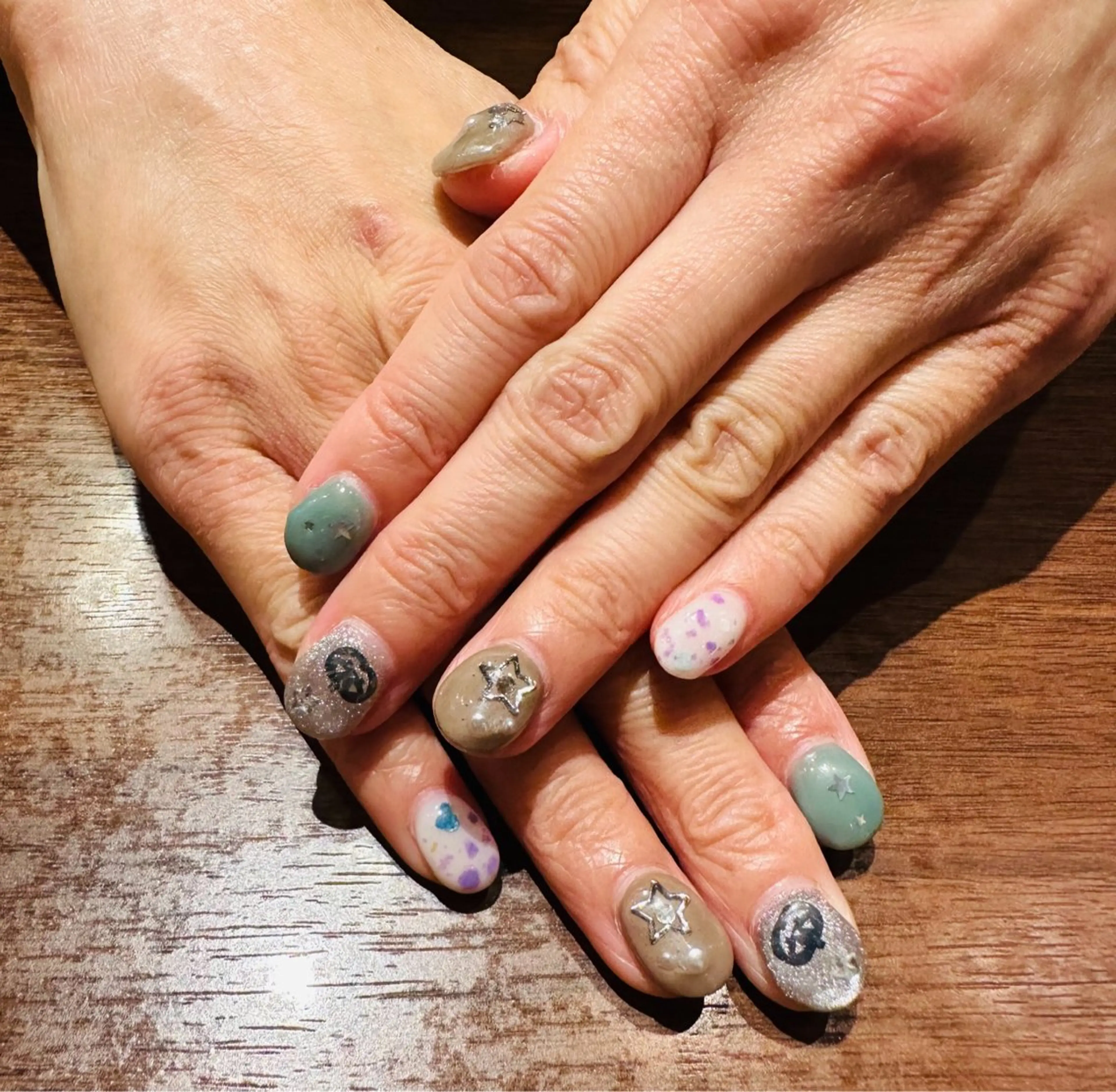 ネイル ハロウィン キラキラネイル ハンドネイル Nailist Missaのネイルデザイン