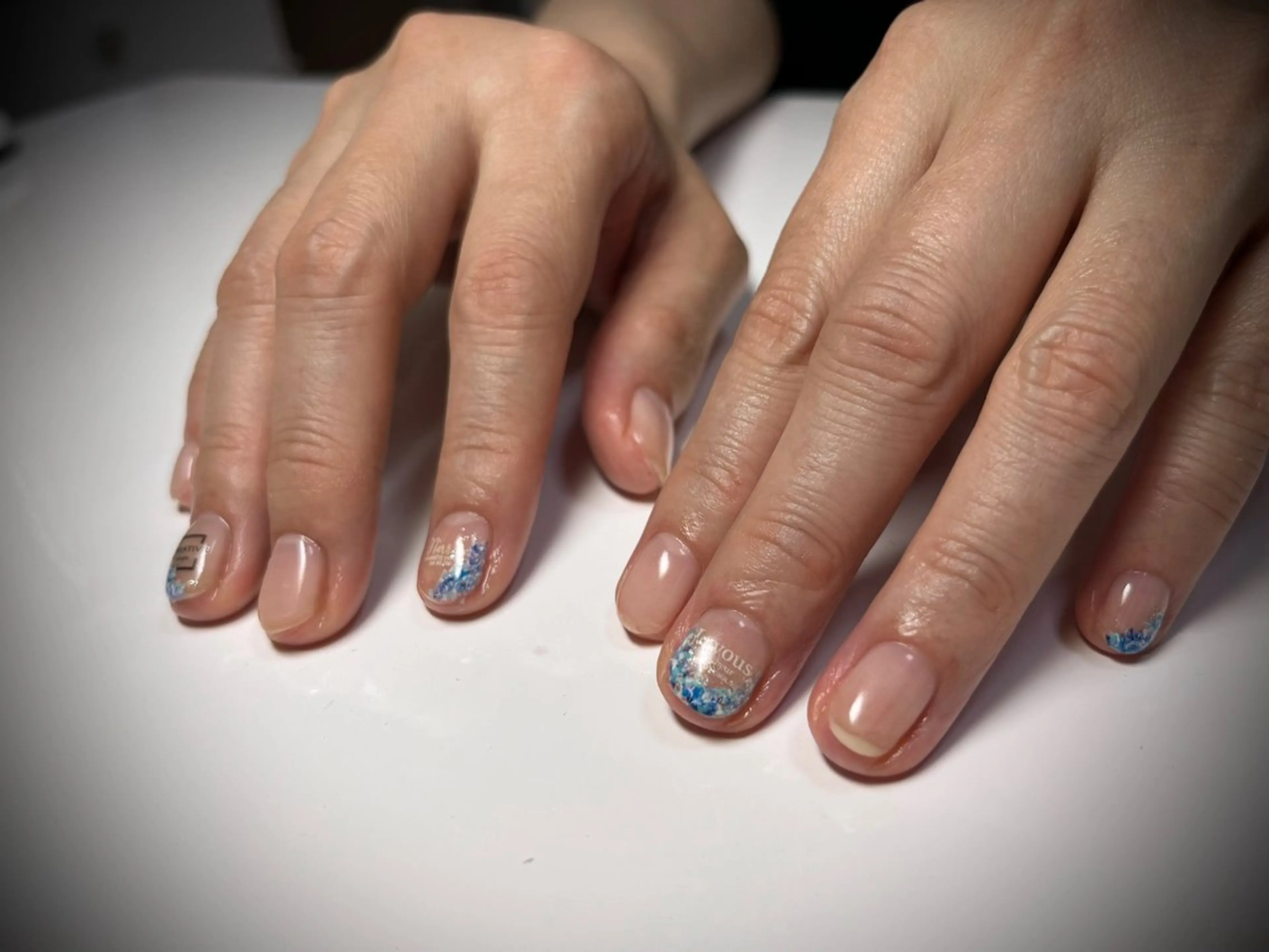 ネイル アートネイル クリアネイル フラワーネイル ジェルネイル ラメ(グリッター) ハンドネイル himitsukichi所属・himitsu kichiのネイルデザイン