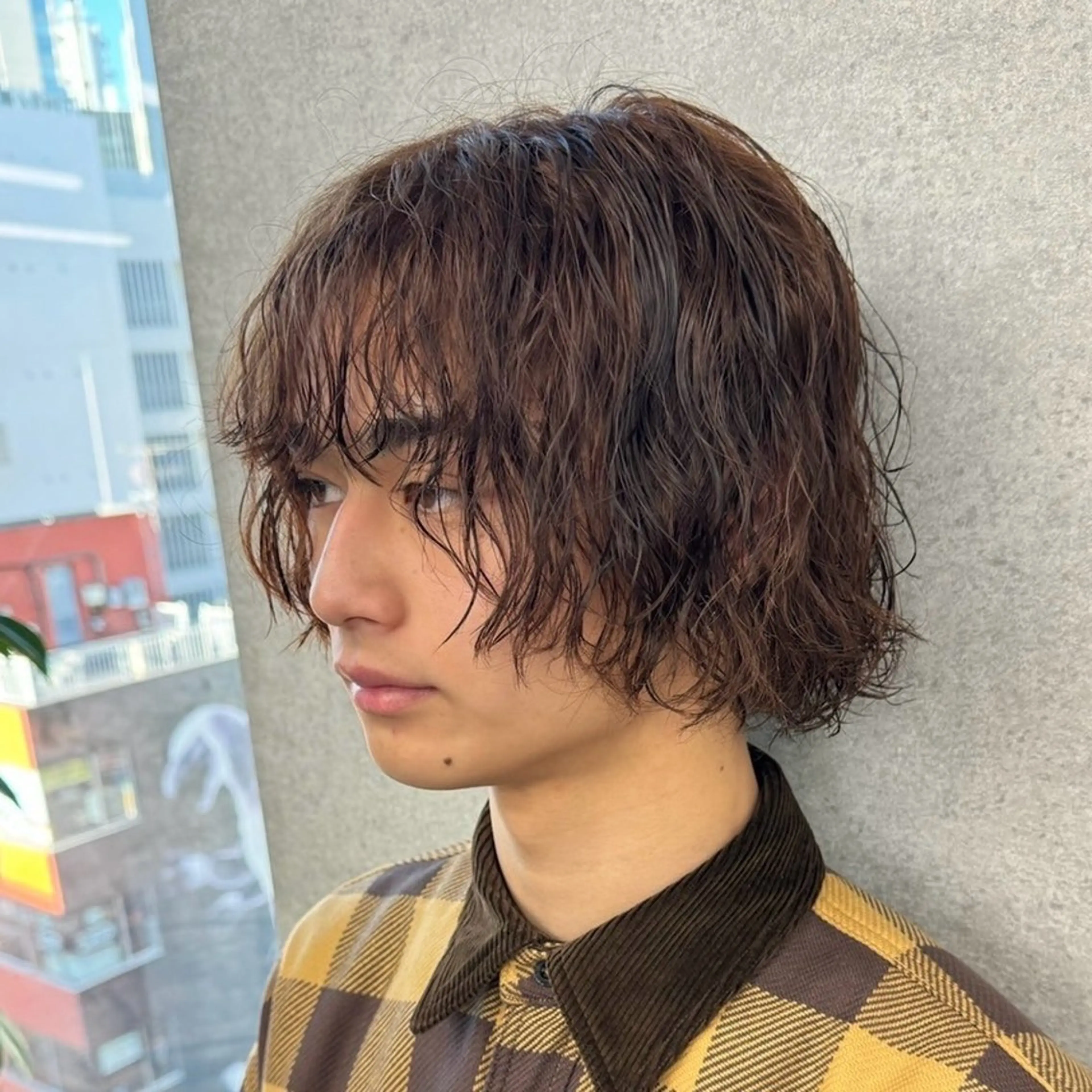 ミディアム パーマ メンズ 学生（メンズ向け） 学生 似合わせカット トリートメント 【メンズ特化】 サエキカズマのヘアスタイル