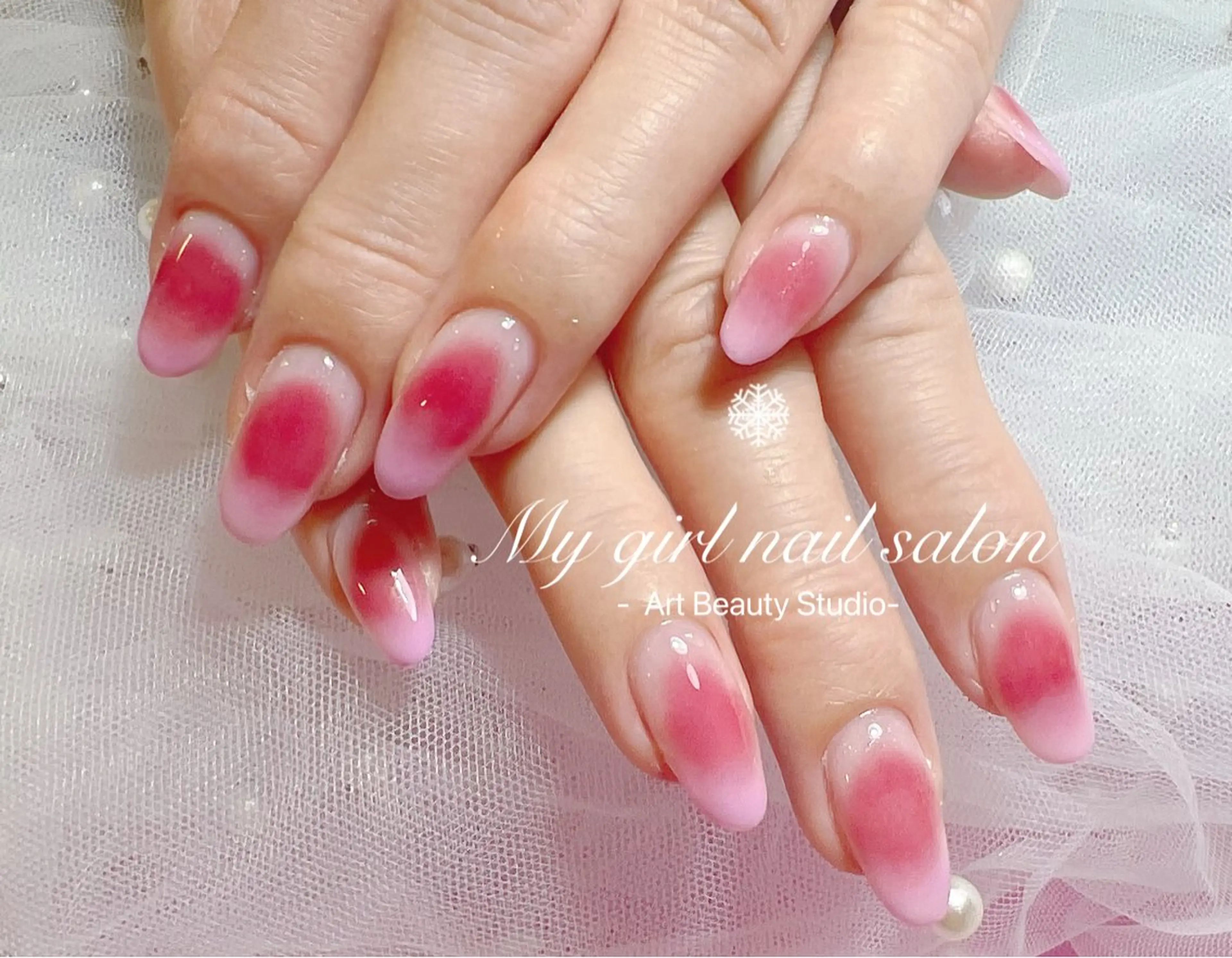 ネイル チークネイル グラデーション My Girl nailsalonのネイルデザイン