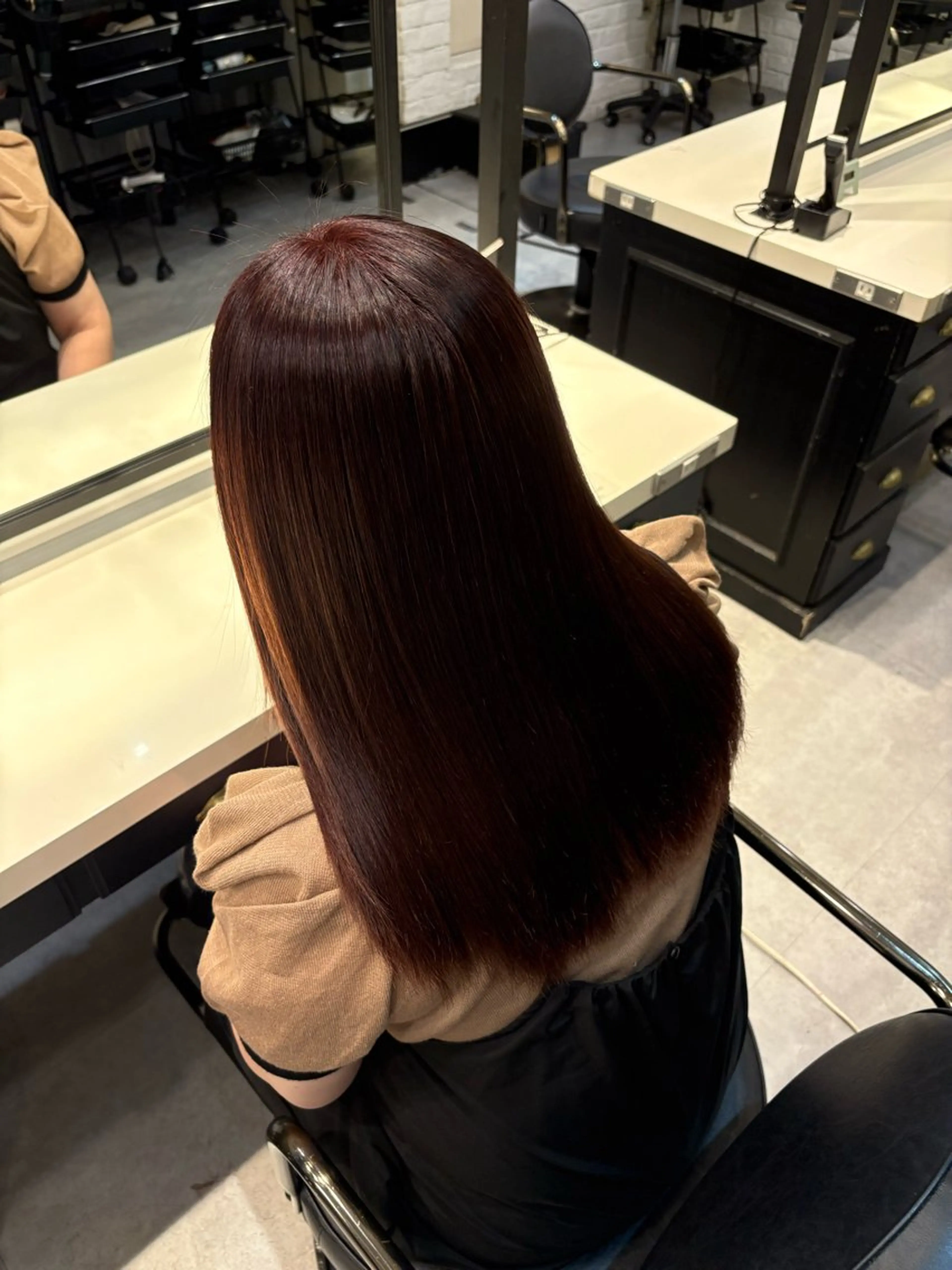 セミロング 縮毛矯正 kenshin/艶髪 /似合わせカットのヘアスタイル