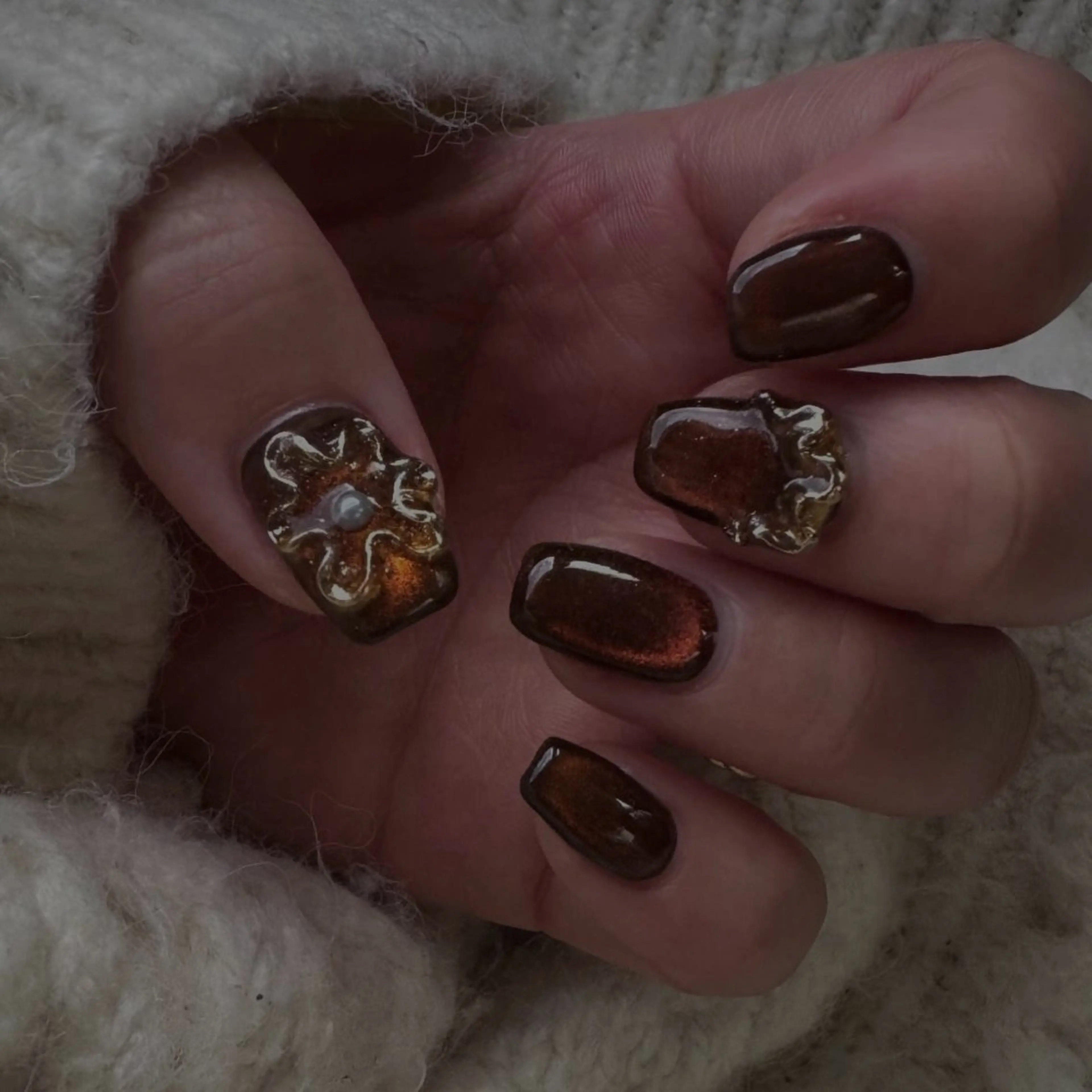 ネイル ハンドネイル 爪塗屋 さんのネイルデザイン