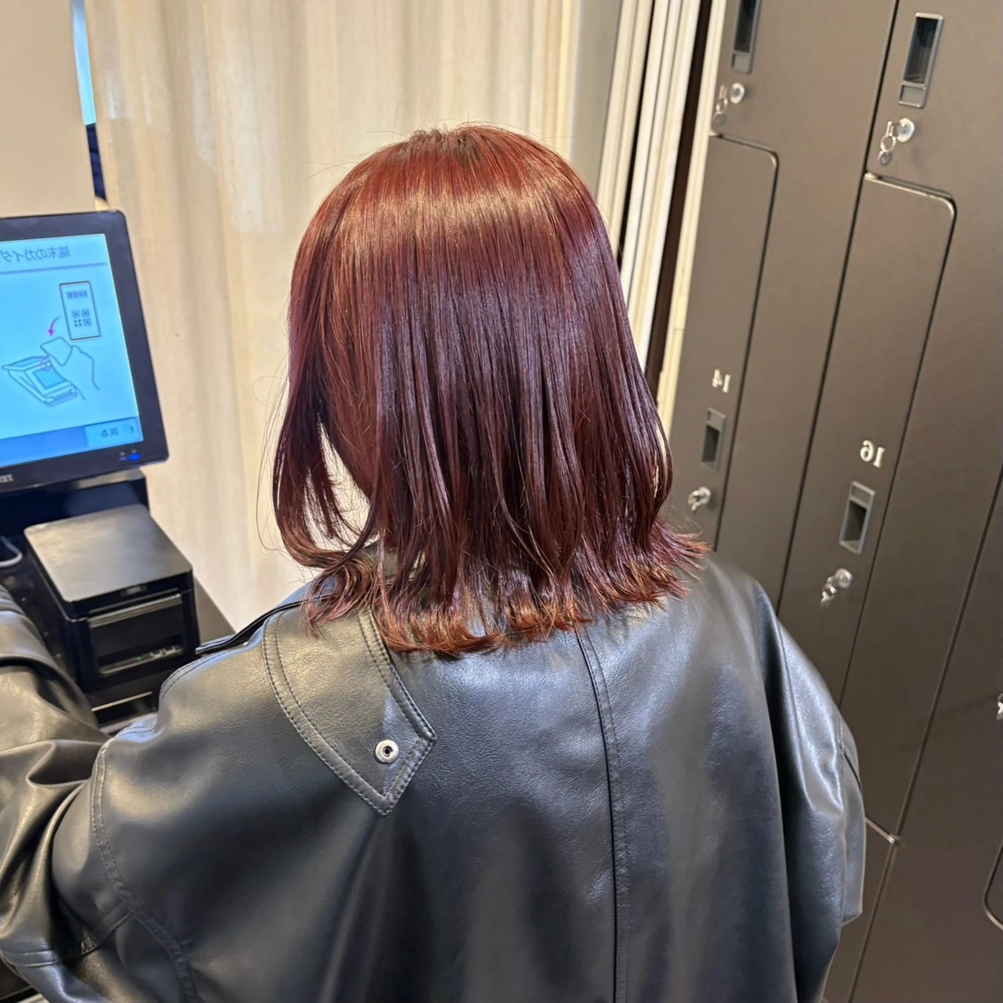 ミディアム カラー ブリーチ ダブルカラー ブリーチなしカラー 似合わせカット カット ヘアカラー トリートメント 🖤大人可愛い⌇ 𝐑 𝐈 𝐎🖤のヘアスタイル