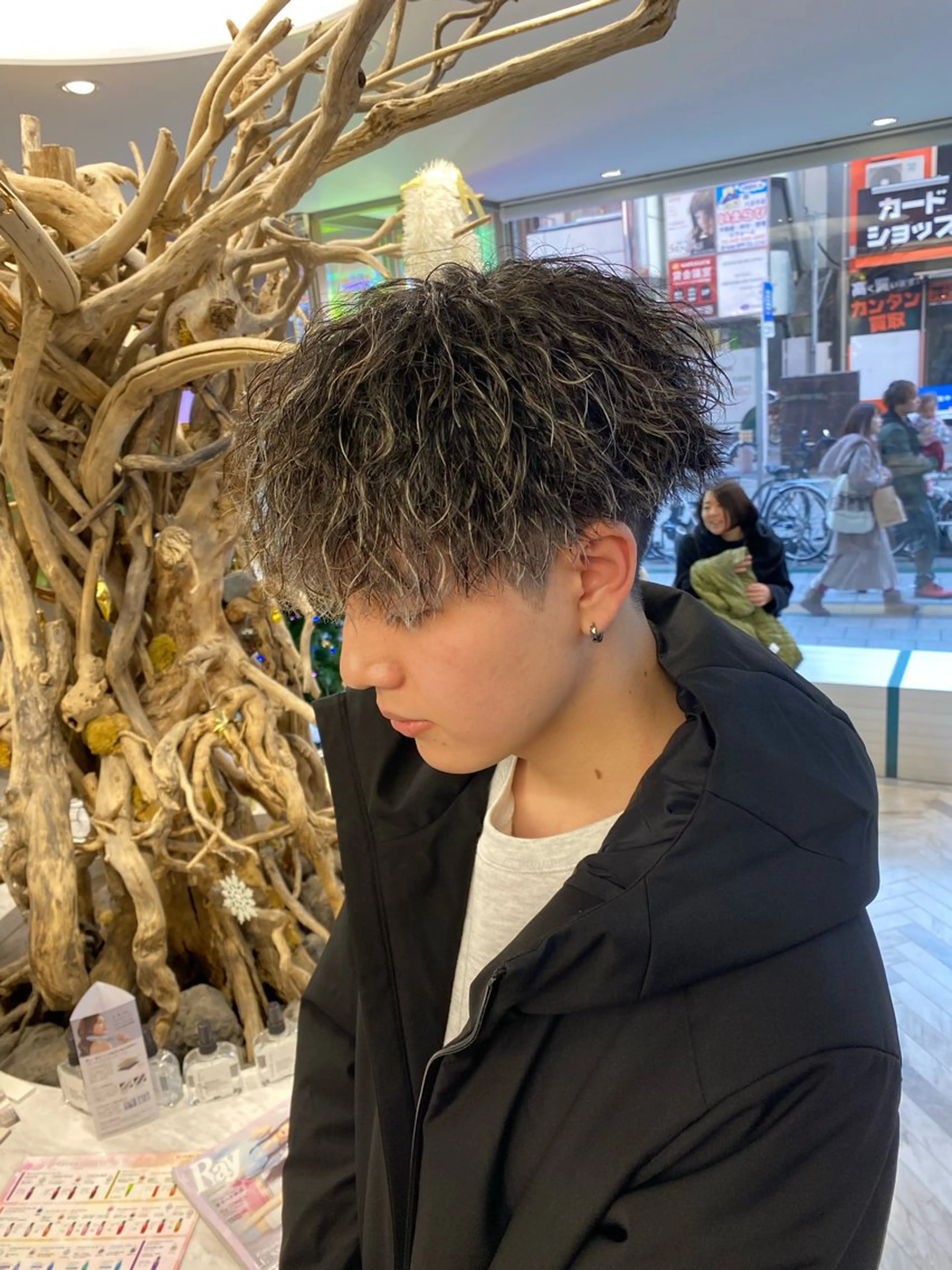 カラー パーマ メンズ カット ヘアカラー パーマ シャドウパーマ/ ルーズパーマ/メンズのヘアスタイル