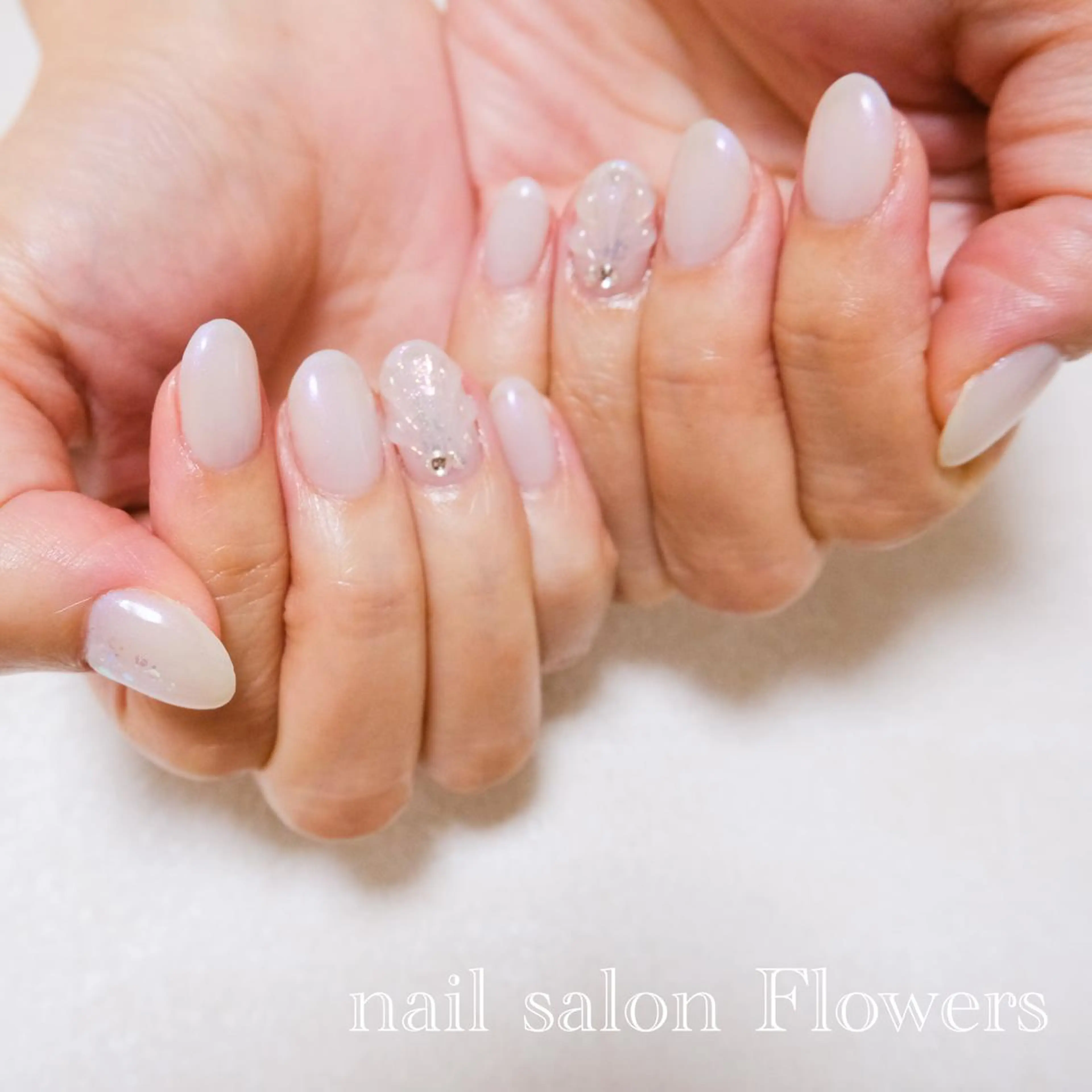 ネイル Flowers Tomomiのネイルデザイン