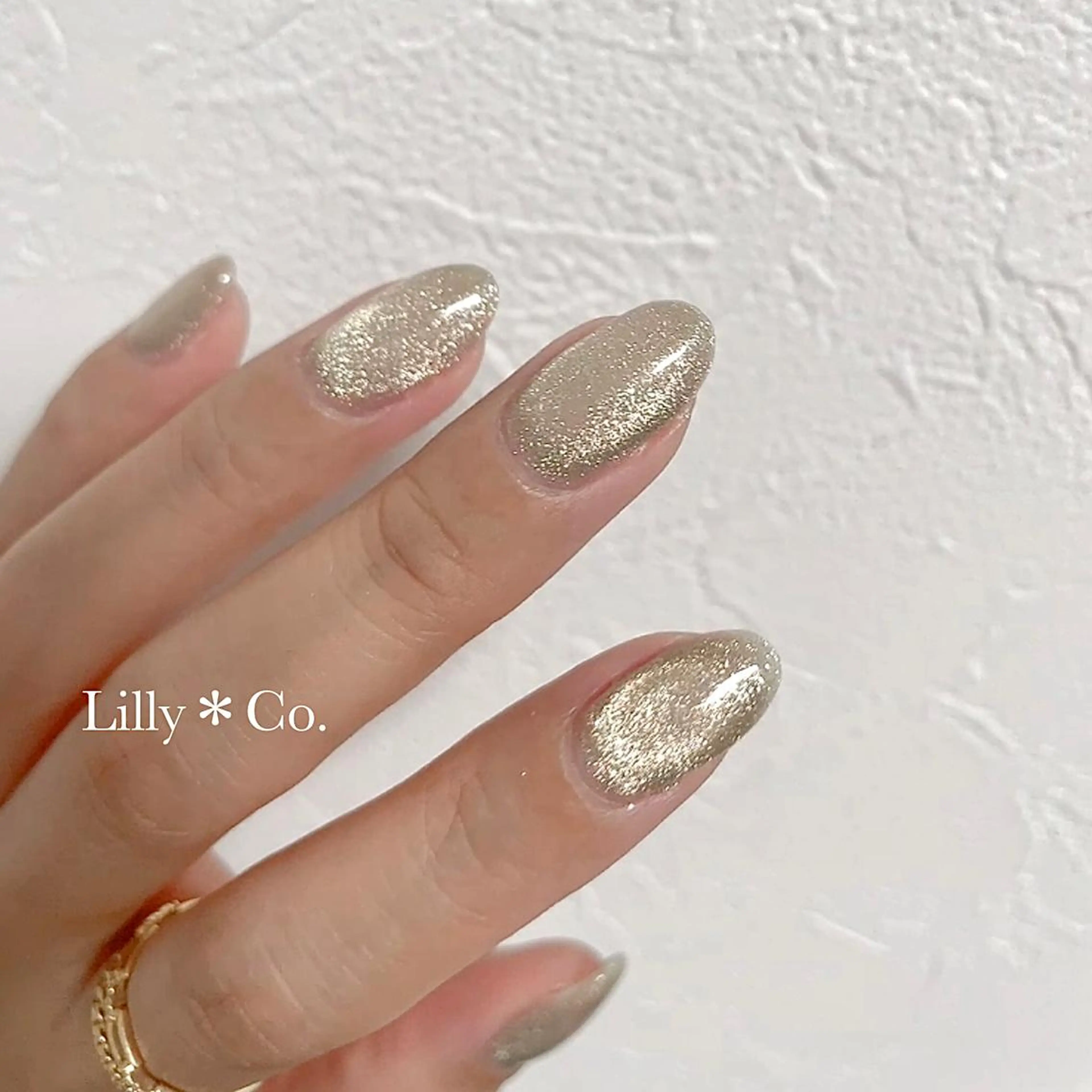 ネイル ジェルネイル ハンドネイル ハンドケア Lilly Co.のネイルデザイン